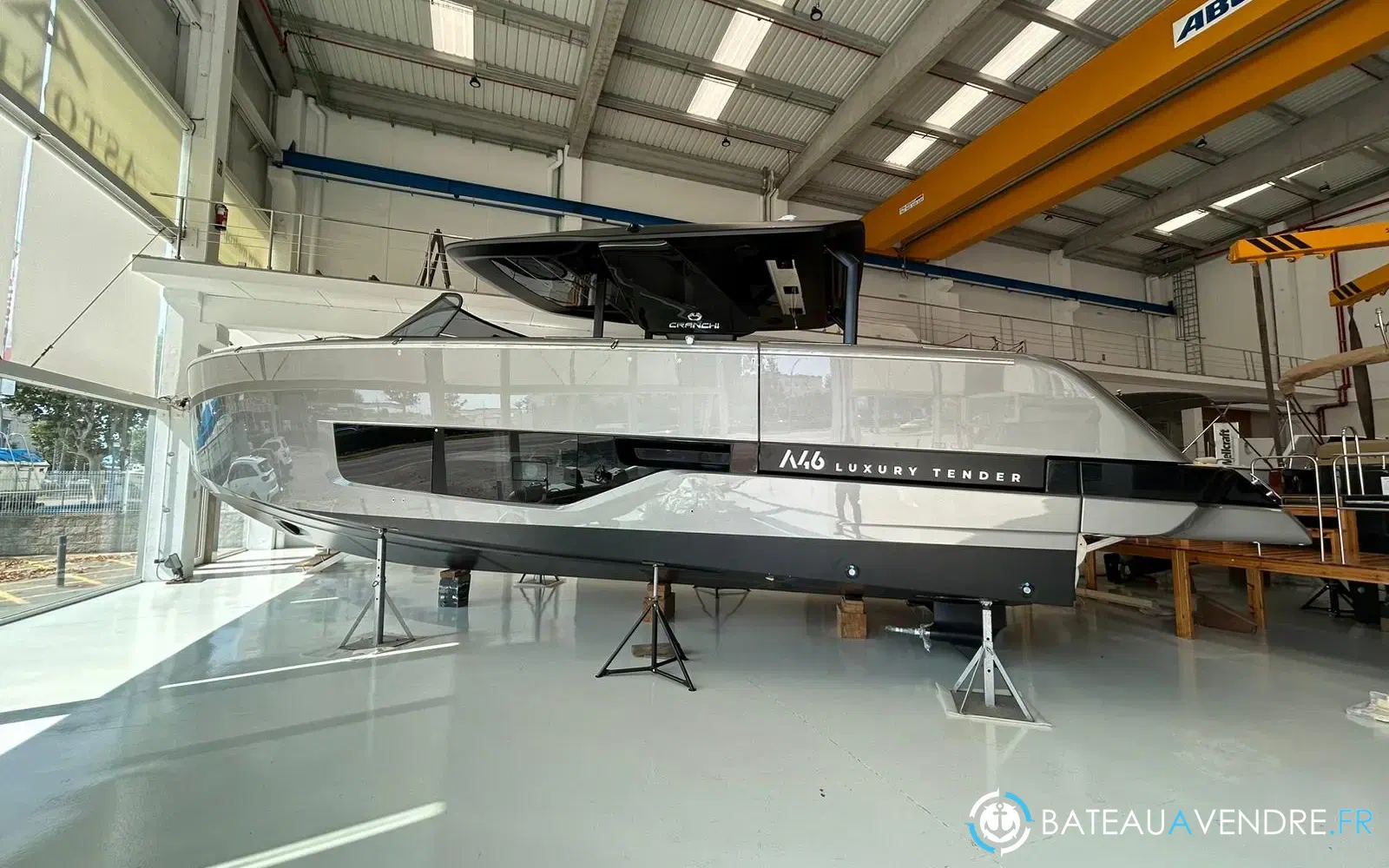 slider 2 Cranchi A46 Luxury Tender