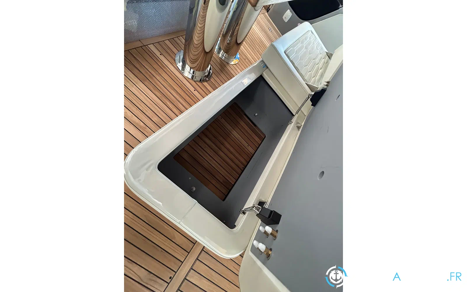 slider 30 Cranchi A46 Luxury Tender