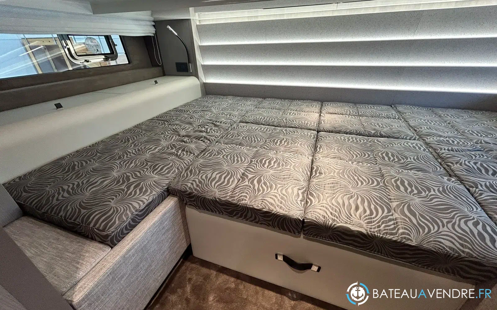 slider 59 Cranchi A46 Luxury Tender