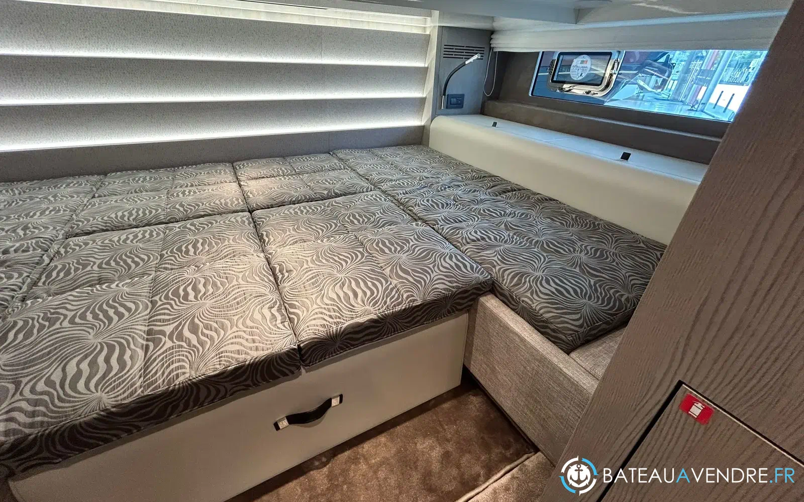 slider 60 Cranchi A46 Luxury Tender