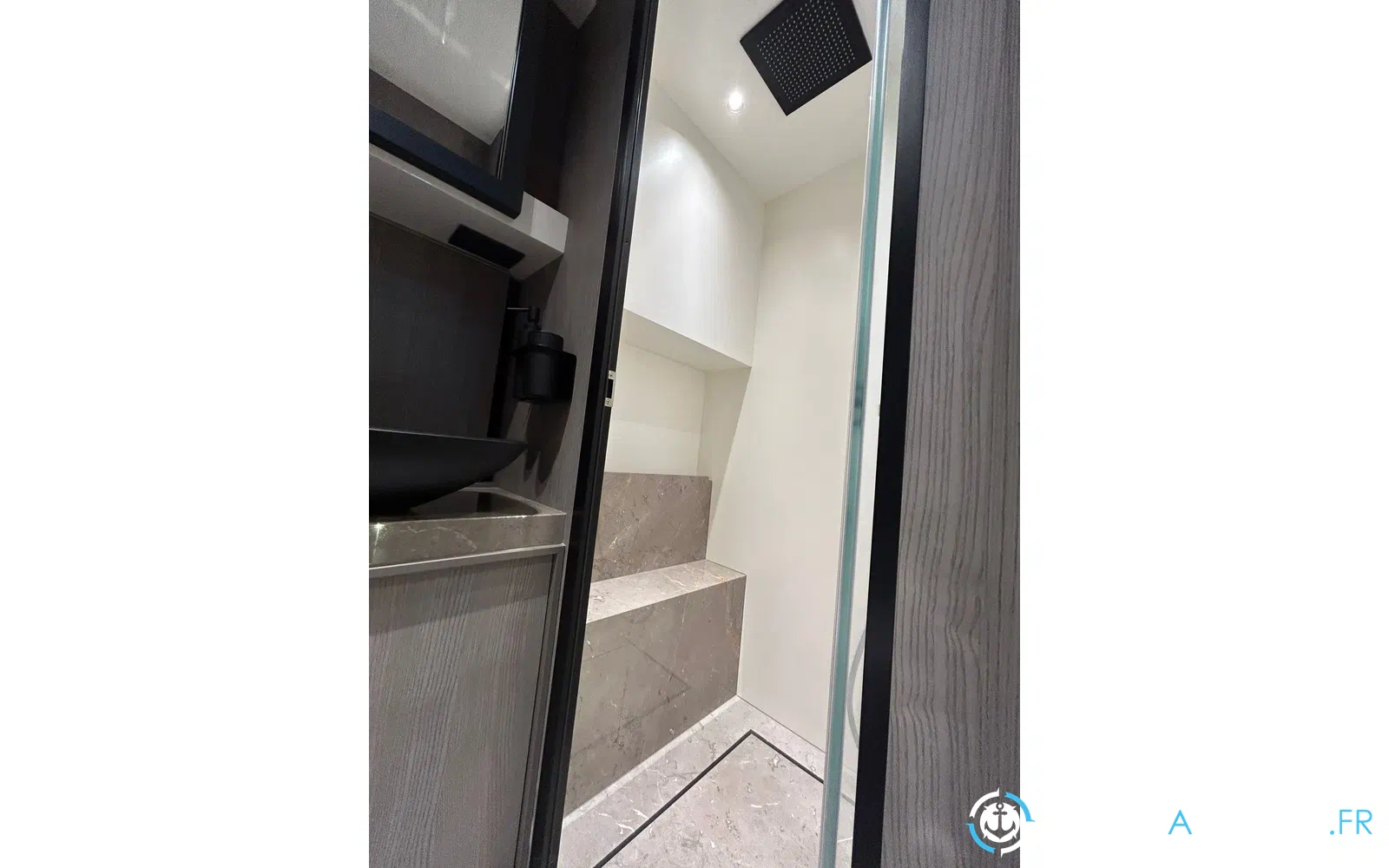 slider 67 Cranchi A46 Luxury Tender