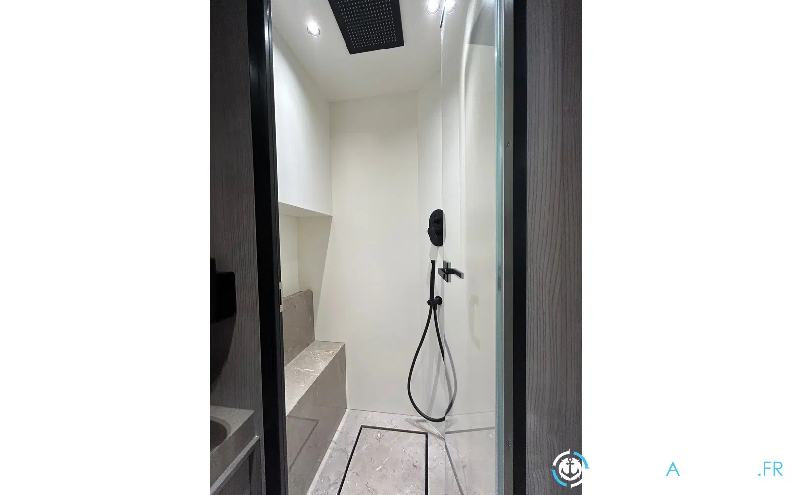slider 68 Cranchi A46 Luxury Tender