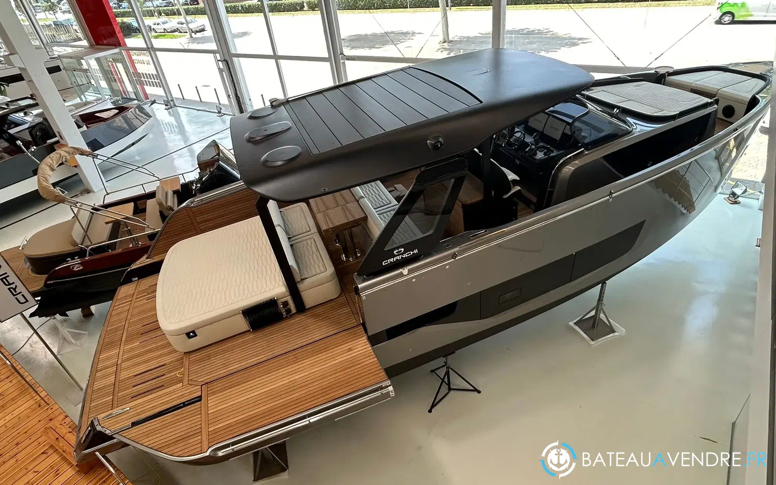 slider 6 Cranchi A46 Luxury Tender