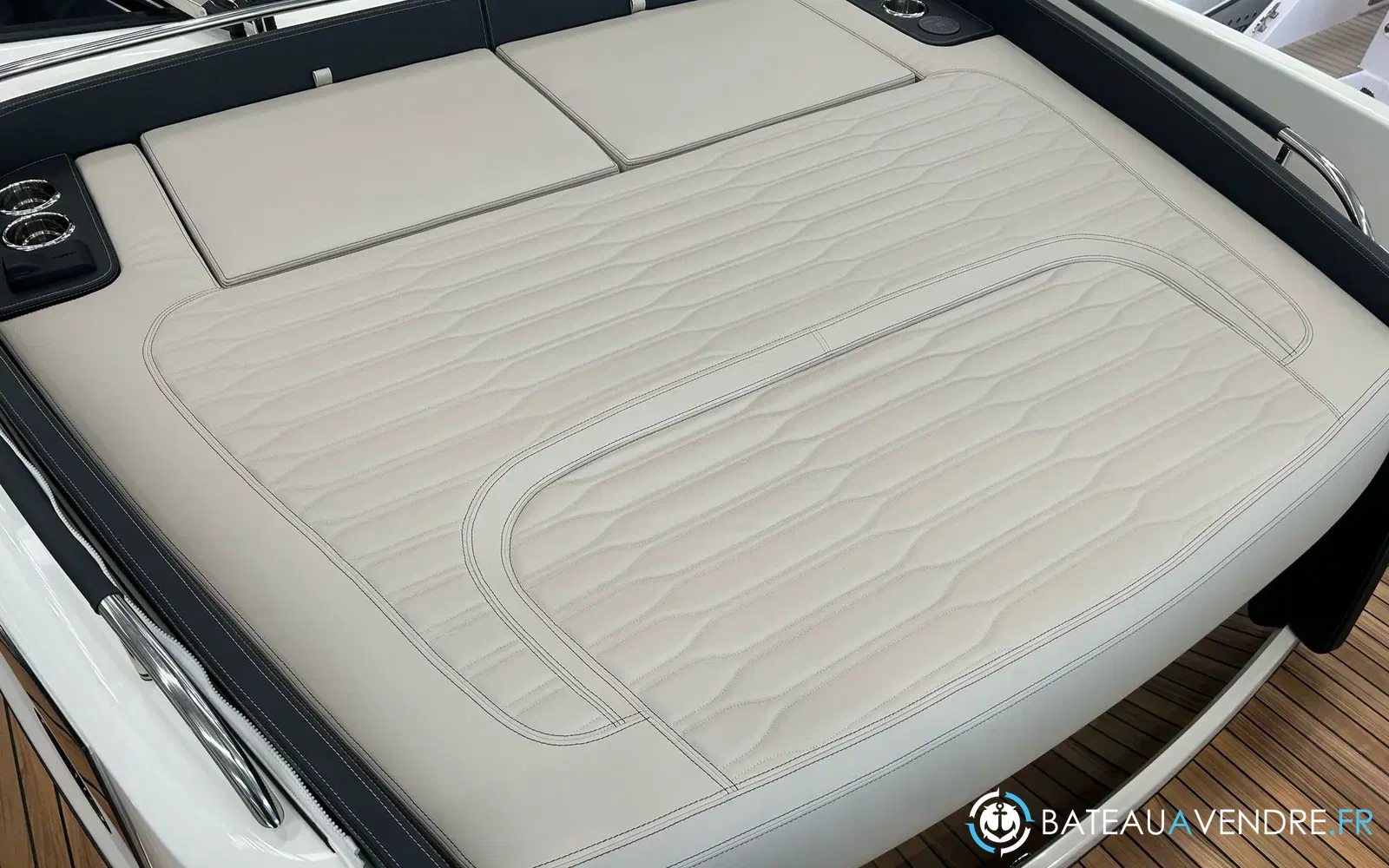 slider 14 Cranchi A46 Luxury Tender