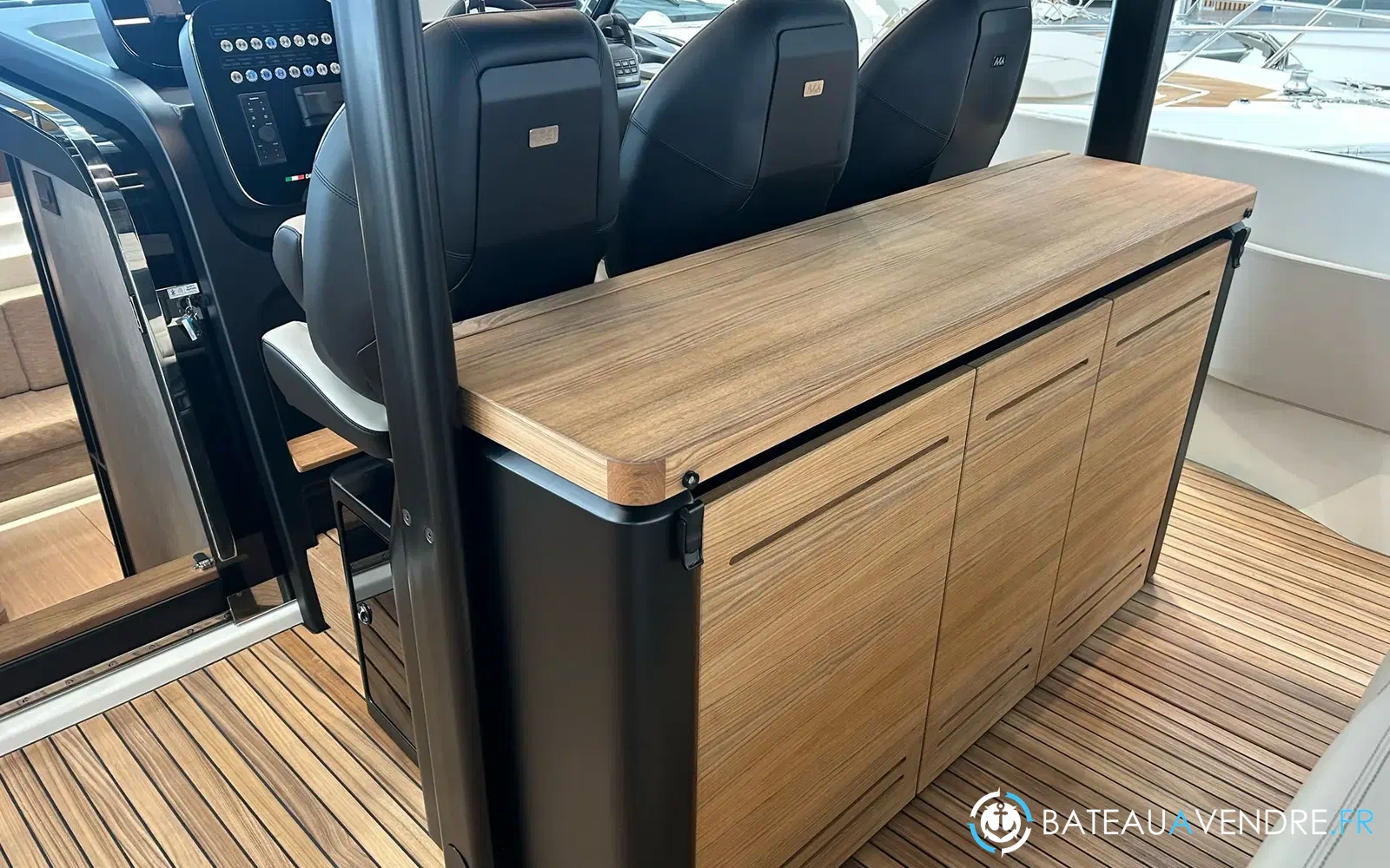 slider 23 Cranchi A46 Luxury Tender