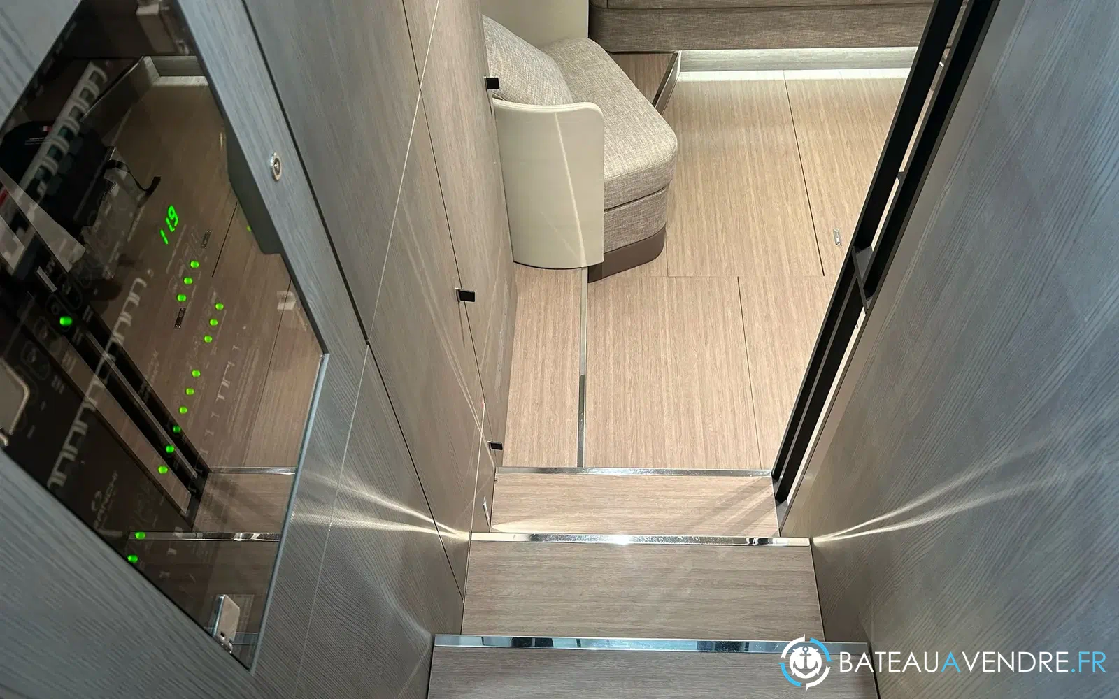 slider 32 Cranchi A46 Luxury Tender