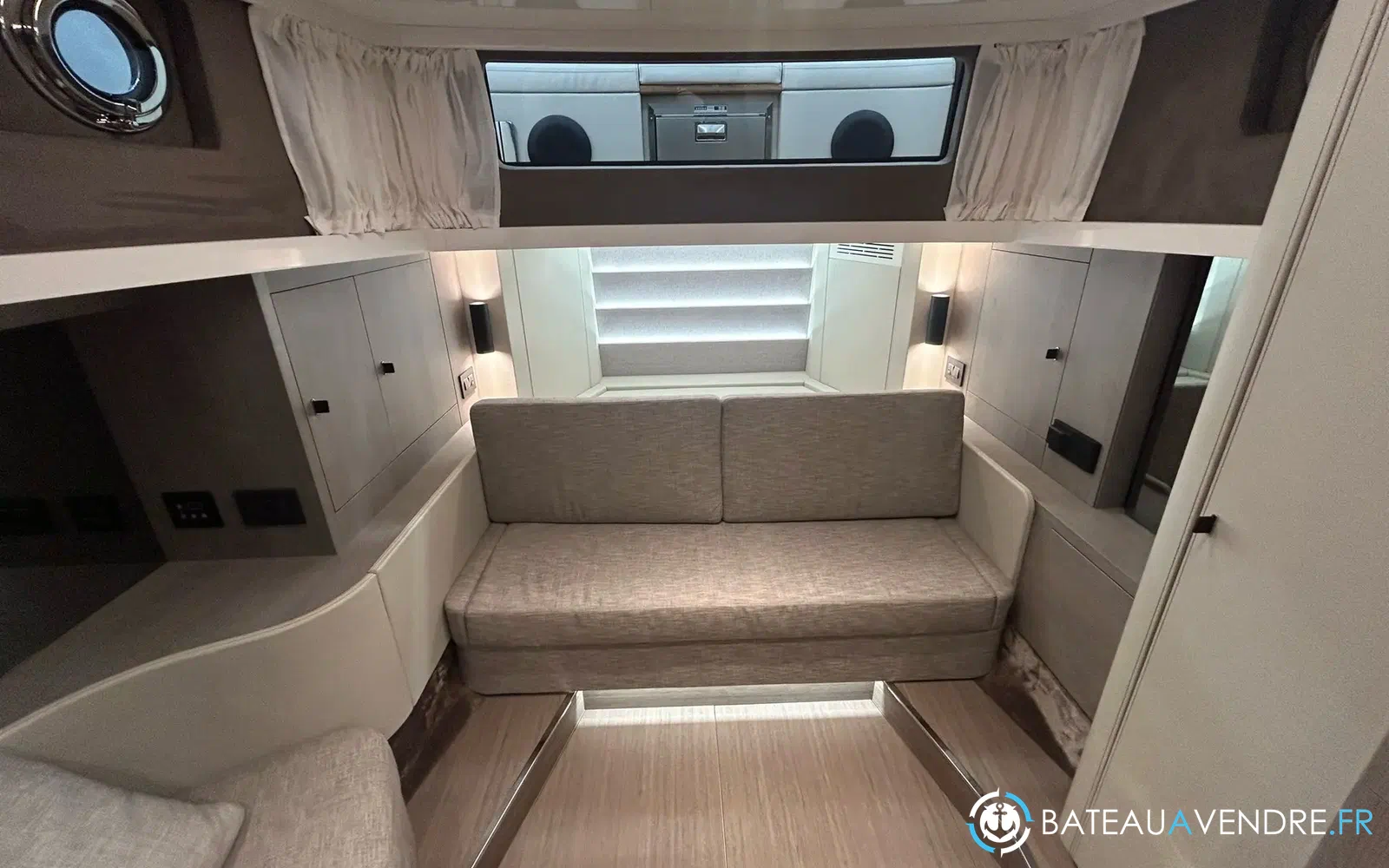 slider 34 Cranchi A46 Luxury Tender