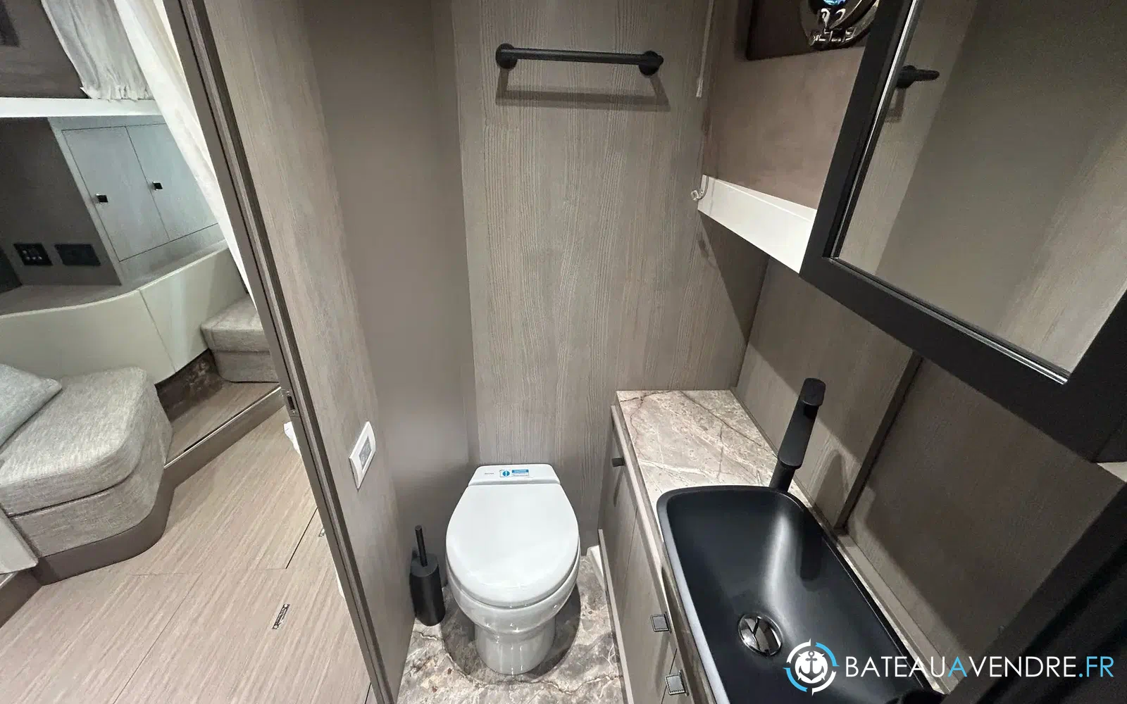 slider 47 Cranchi A46 Luxury Tender