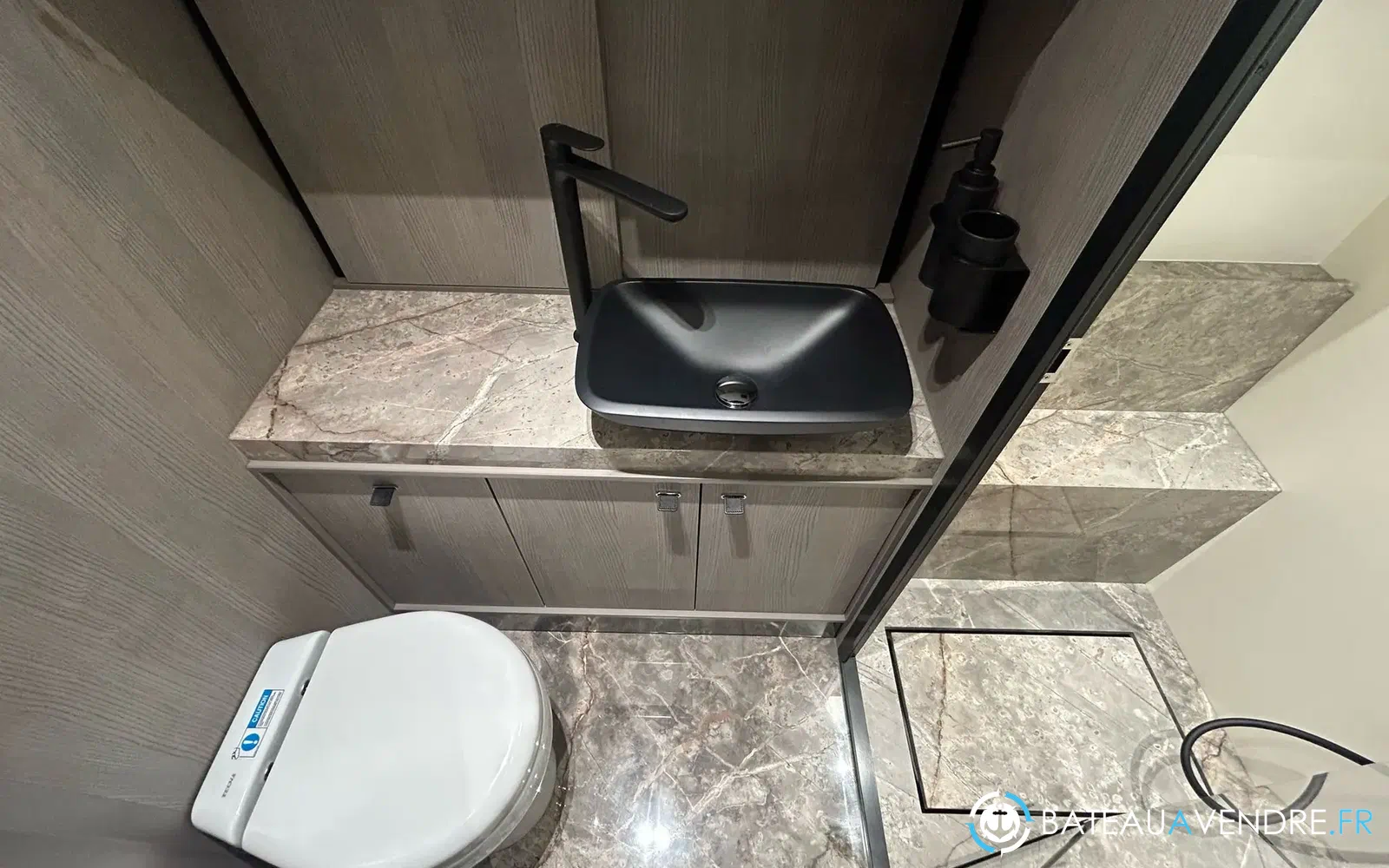 slider 48 Cranchi A46 Luxury Tender