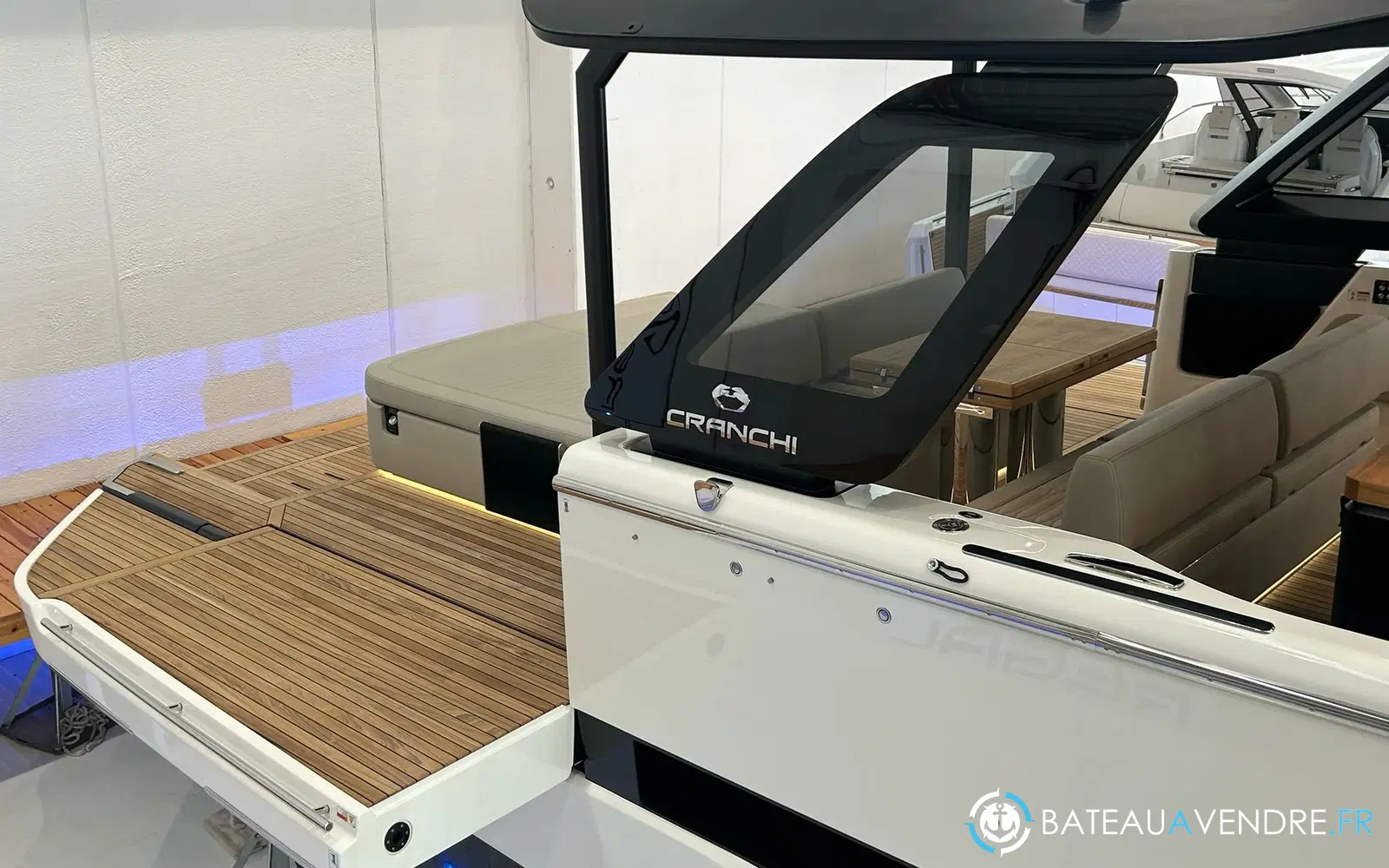 slider 4 Cranchi A46 Luxury Tender