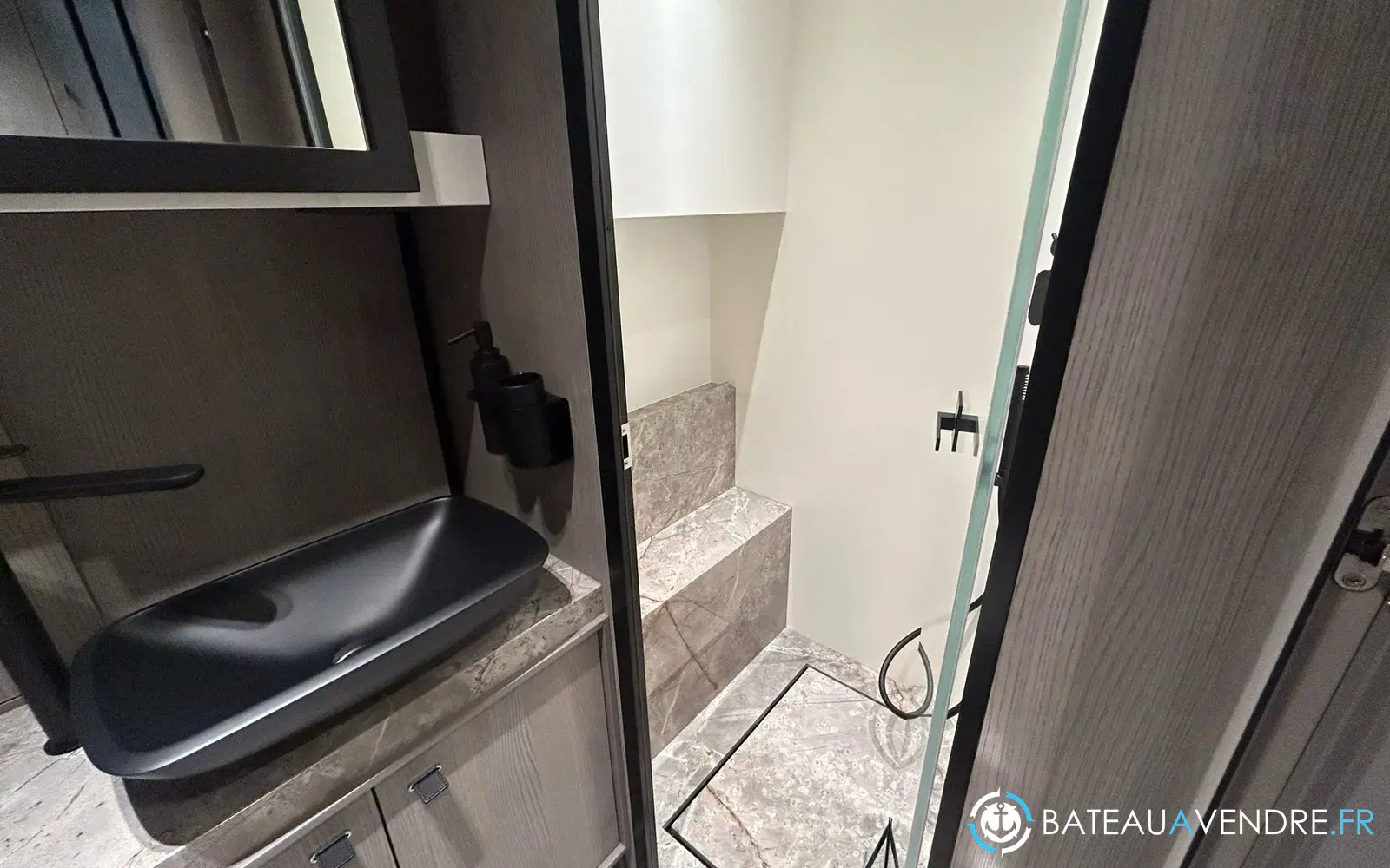 slider 49 Cranchi A46 Luxury Tender