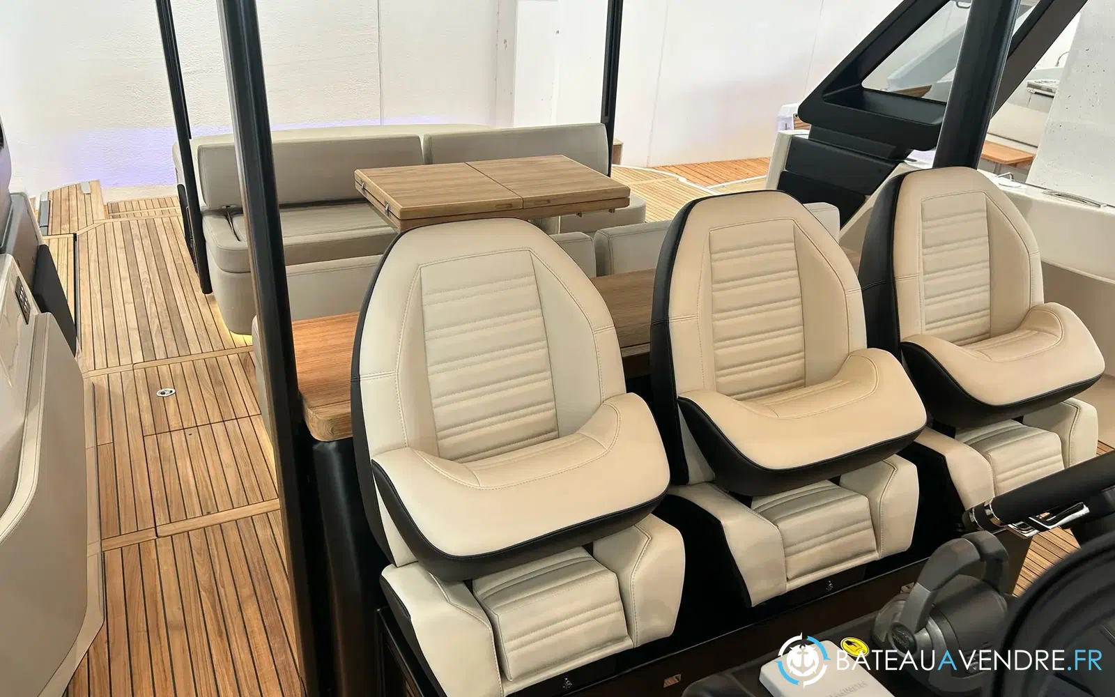 slider 7 Cranchi A46 Luxury Tender