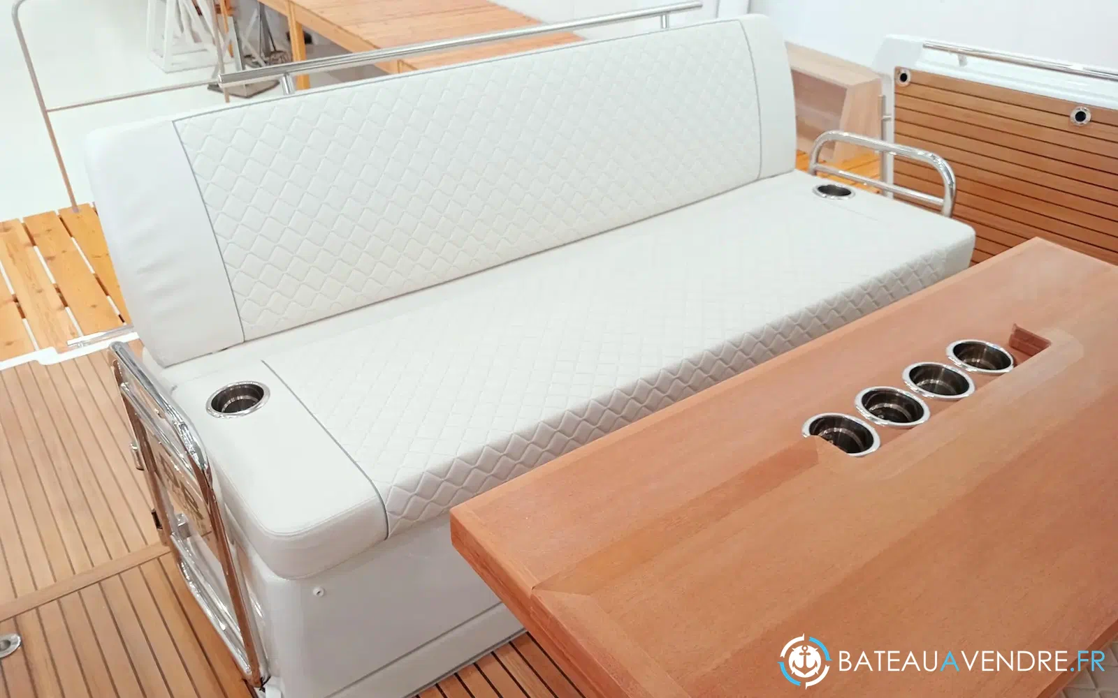 slider 2 Jeanneau DB 37