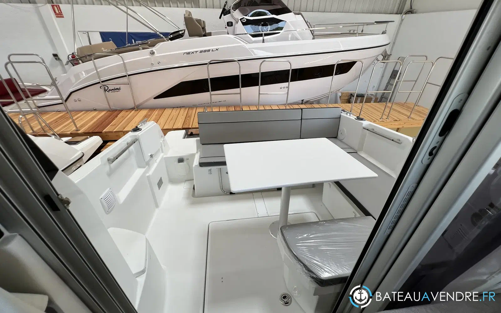 slider 6 Jeanneau Merry Fisher 695 Serie 2