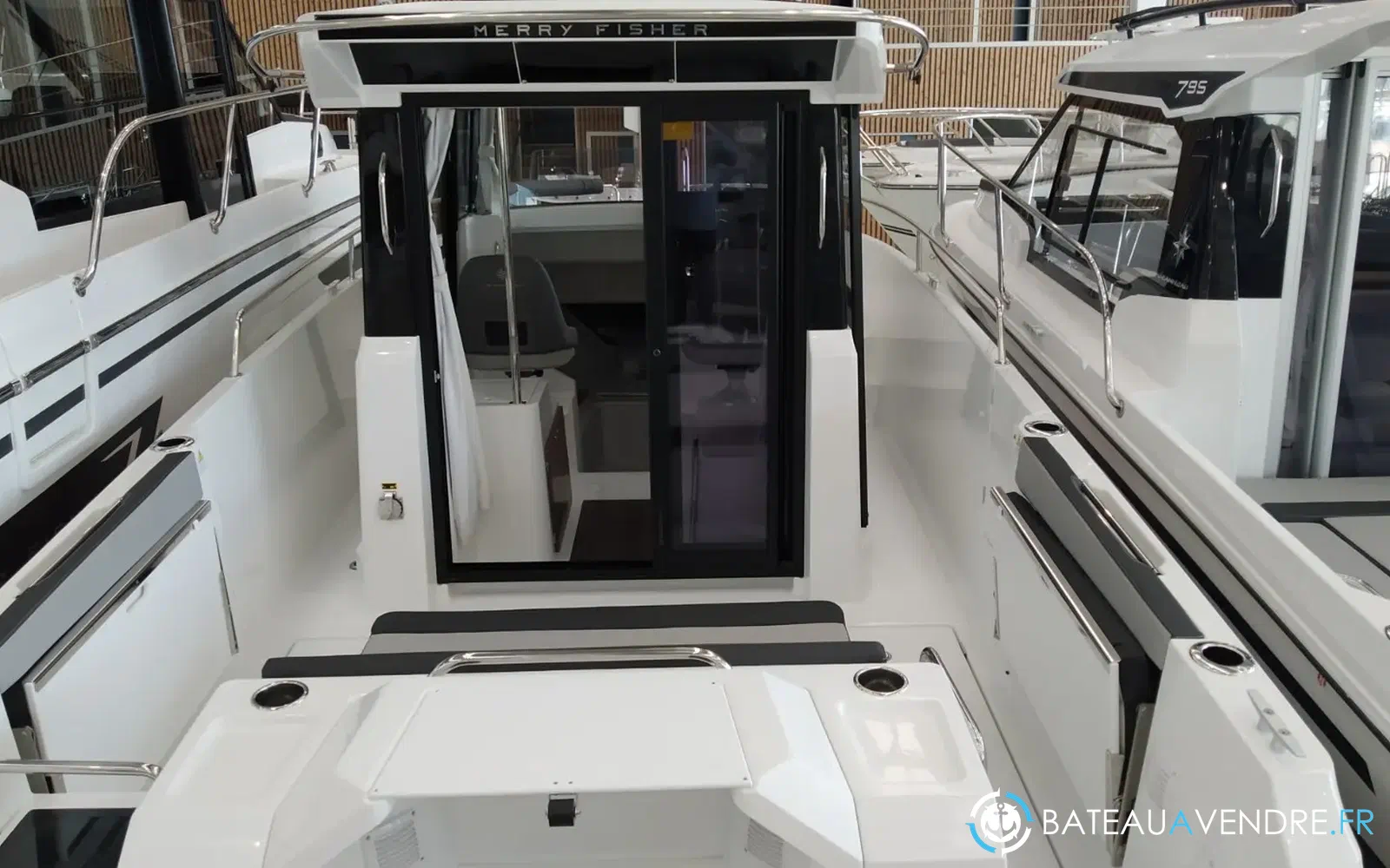 slider 2 Jeanneau Merry Fisher 795 Sport Serie 2
