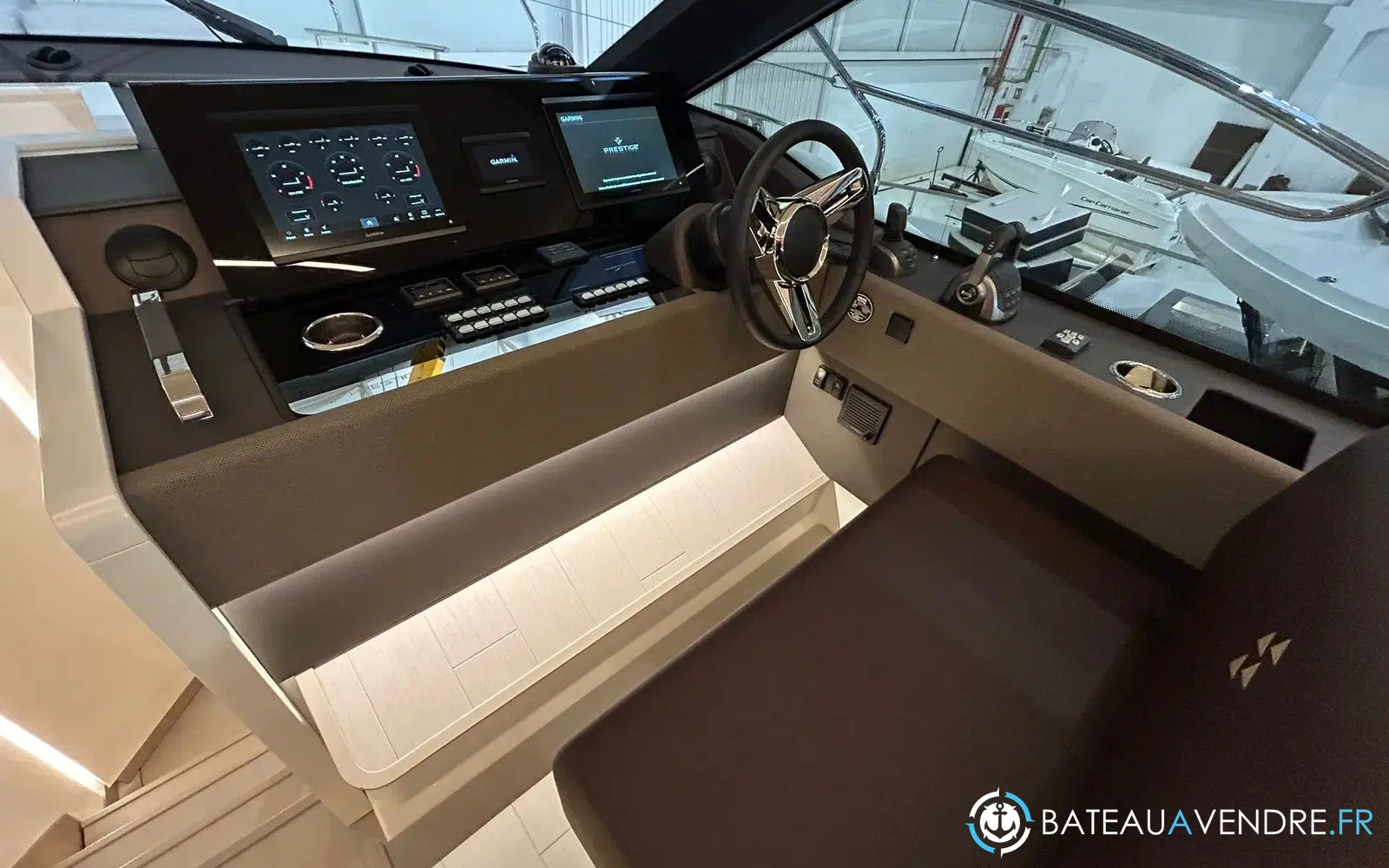 slider 38 Prestige Yachts F4.9
