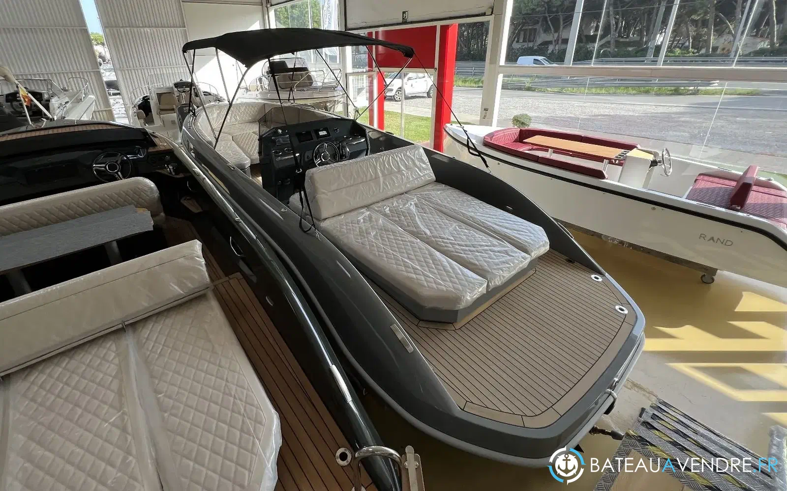 slider 25 Rand Boats Play 24