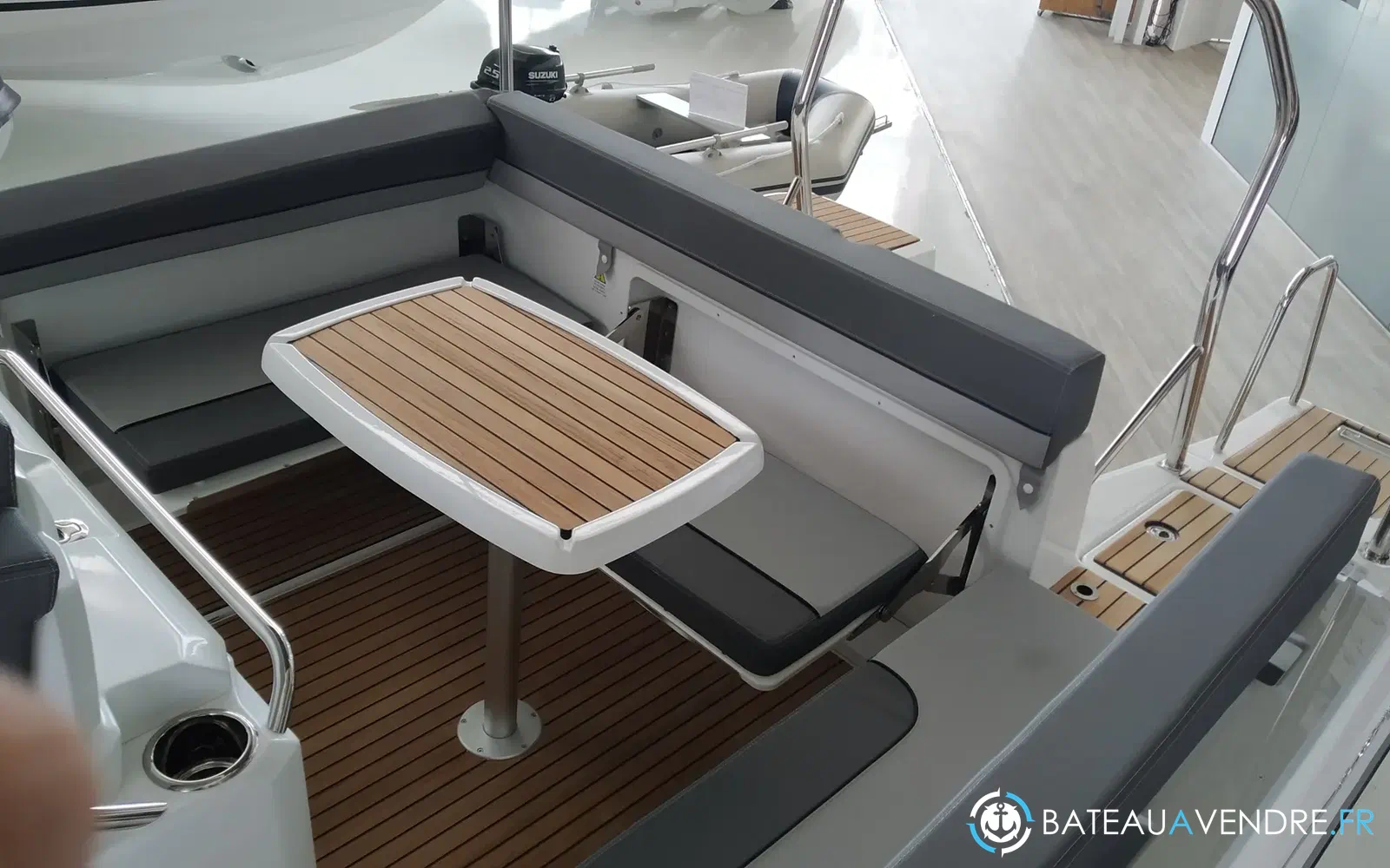 slider 14 Jeanneau Cap Camarat 7.5 CC Serie 3