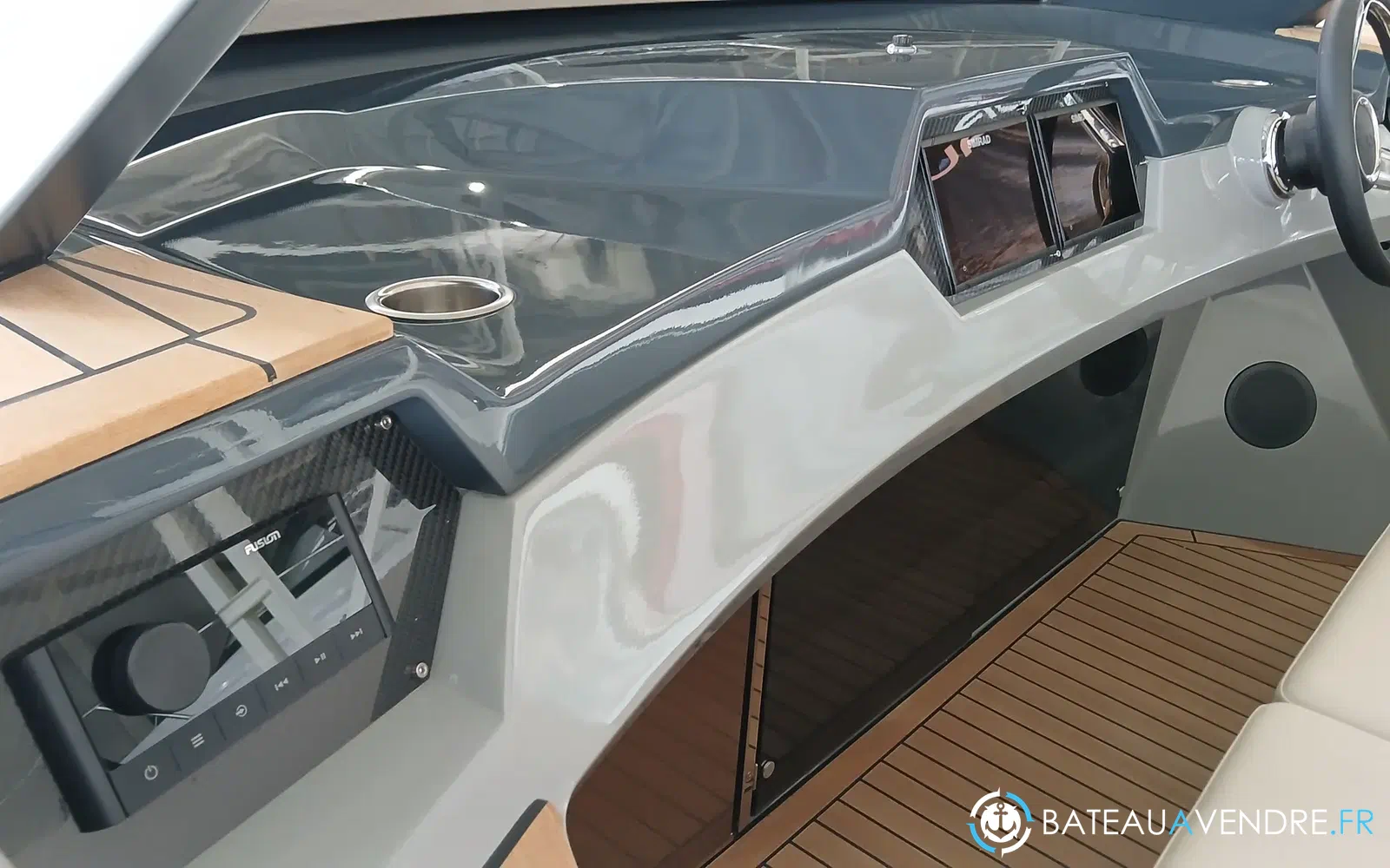 slider 8 Rand Boats Spirit 25