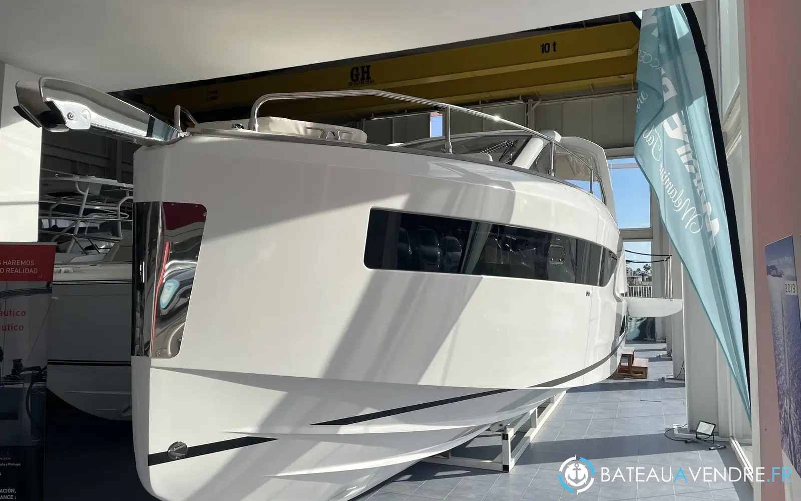 slider 0 Jeanneau DB 37