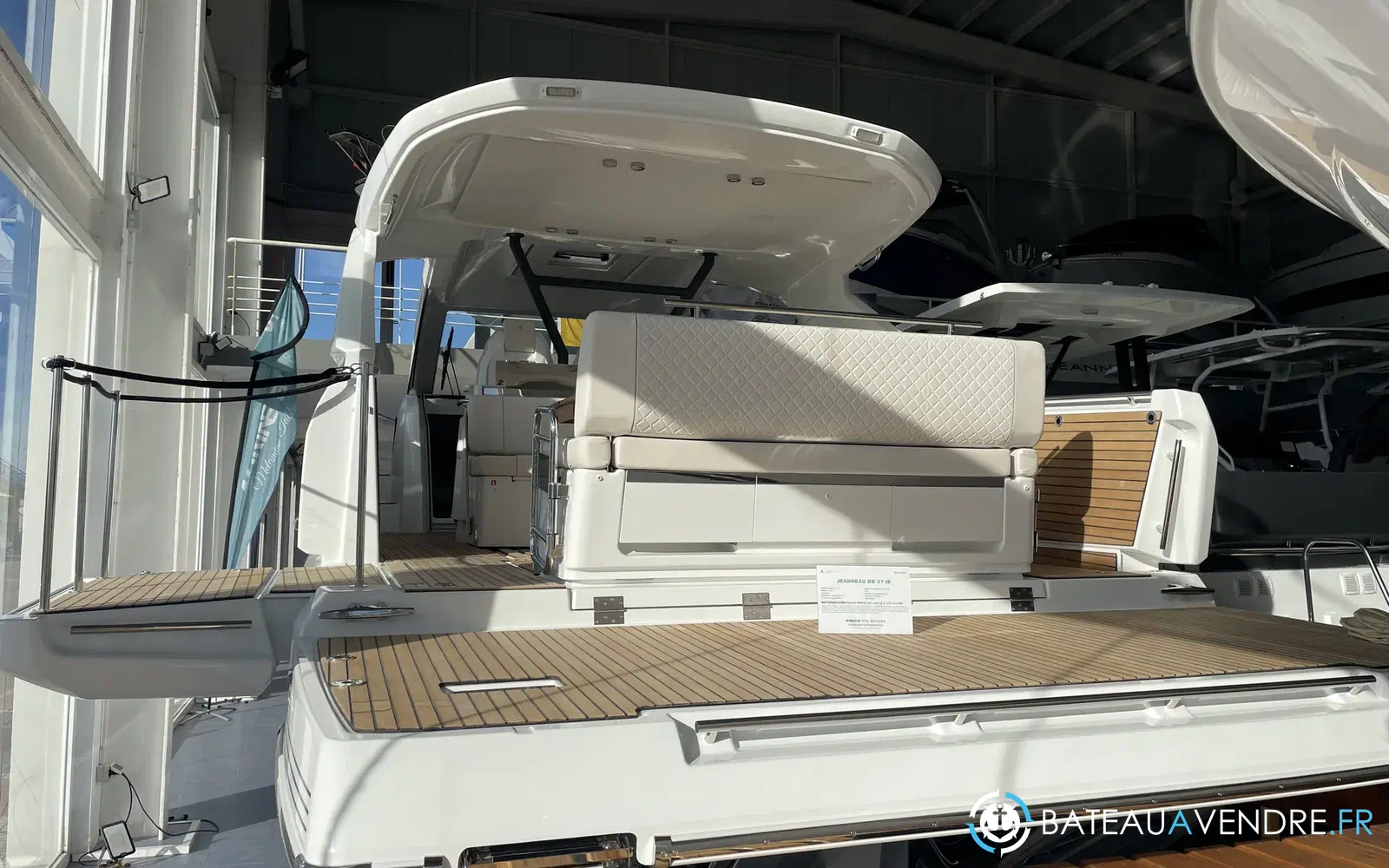 slider 2 Jeanneau DB 37