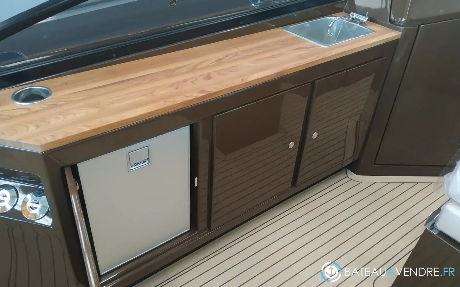 slider 6 Rand Boats Supreme 27