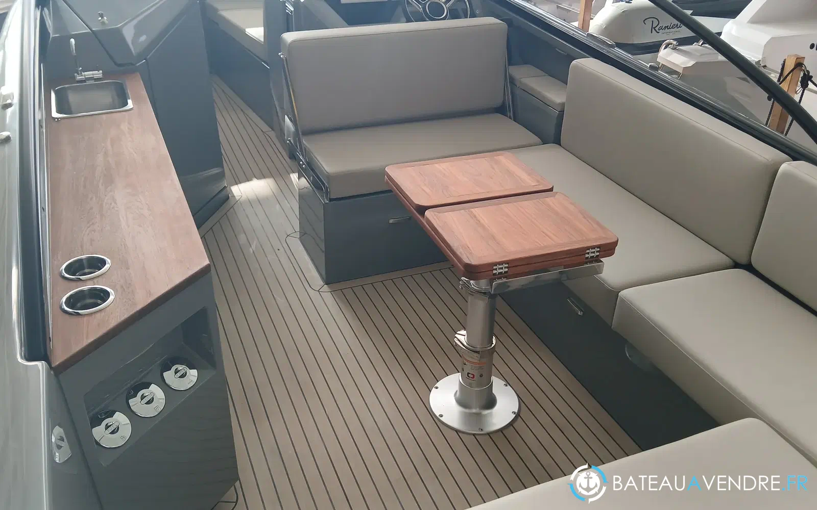 slider 2 Rand Boats Supreme 27