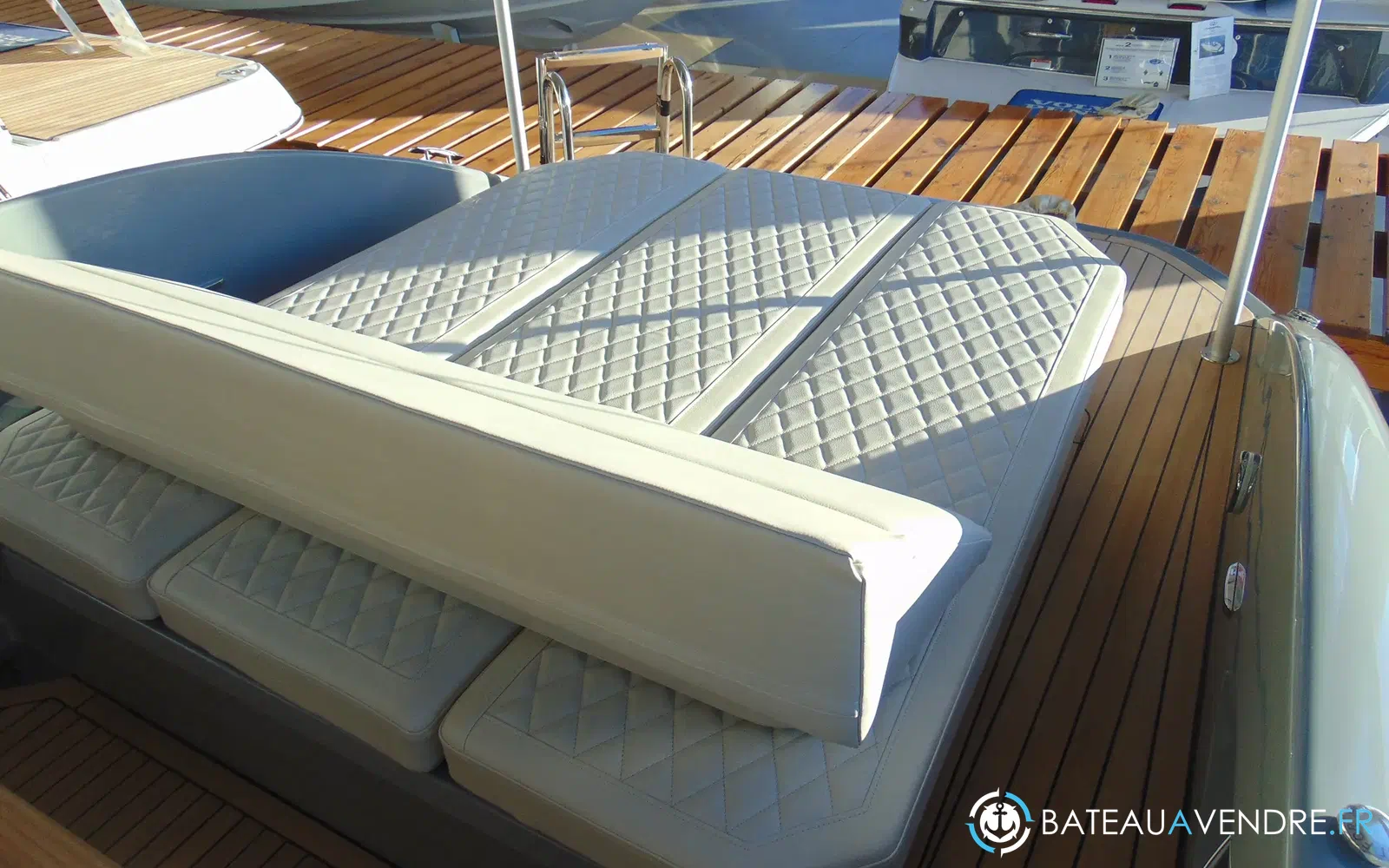 slider 10 Rand Boats Spirit 25