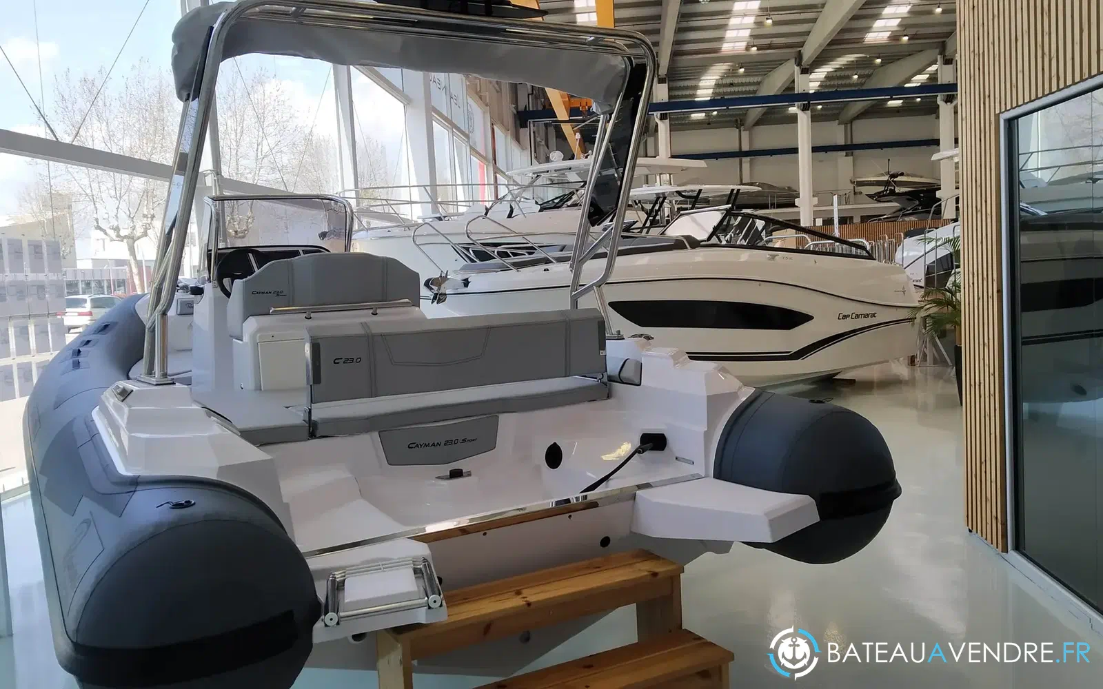 slider 2 Ranieri Cayman 23 Sport
