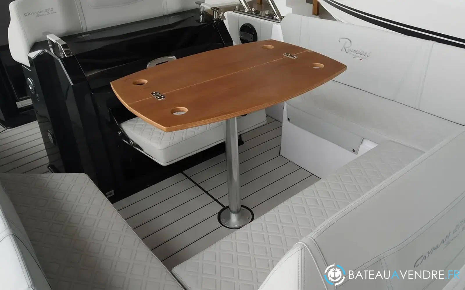 slider 15 Ranieri Cayman 27.0 Sport Touring