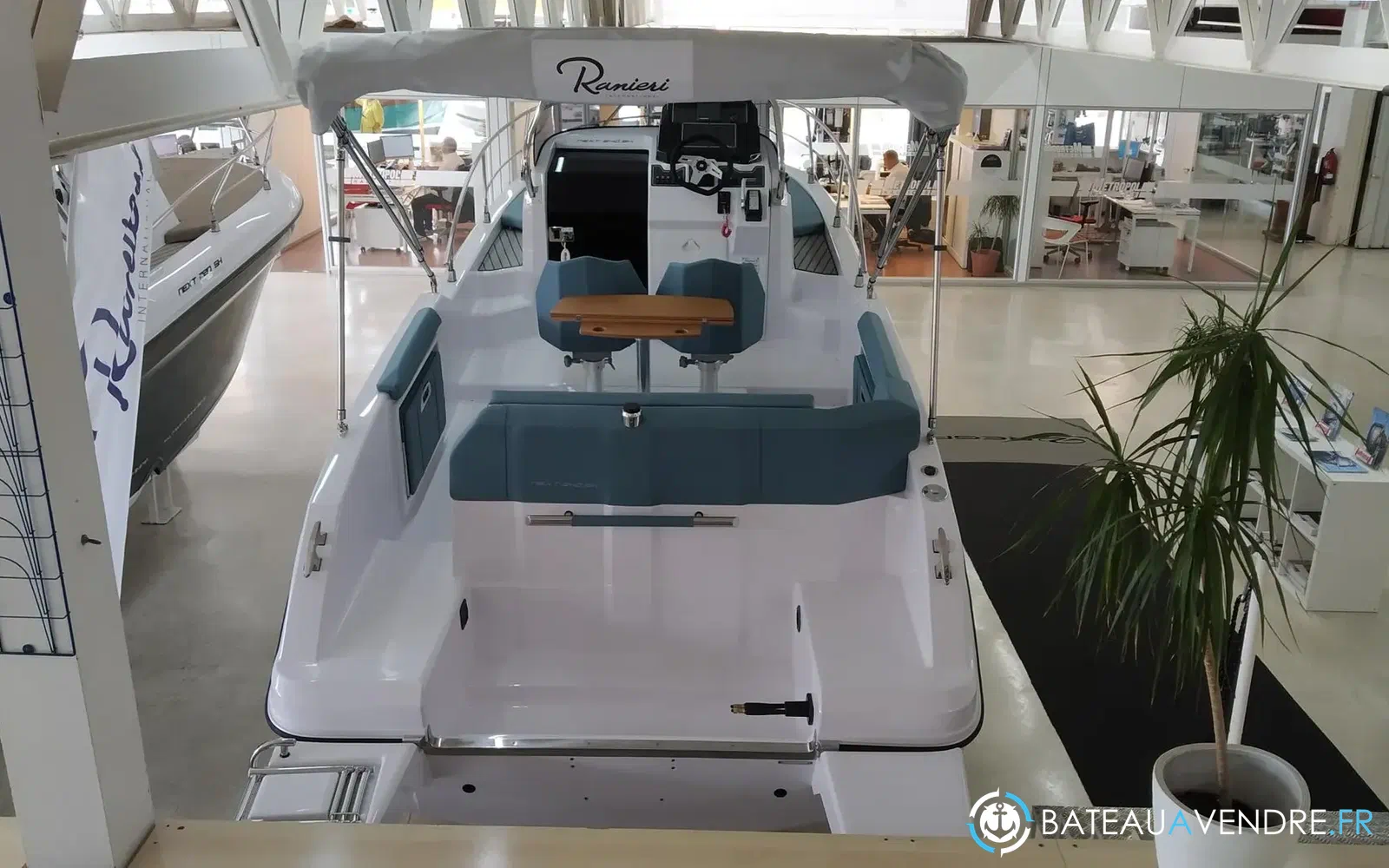 slider 4 Ranieri Next 240 Sh