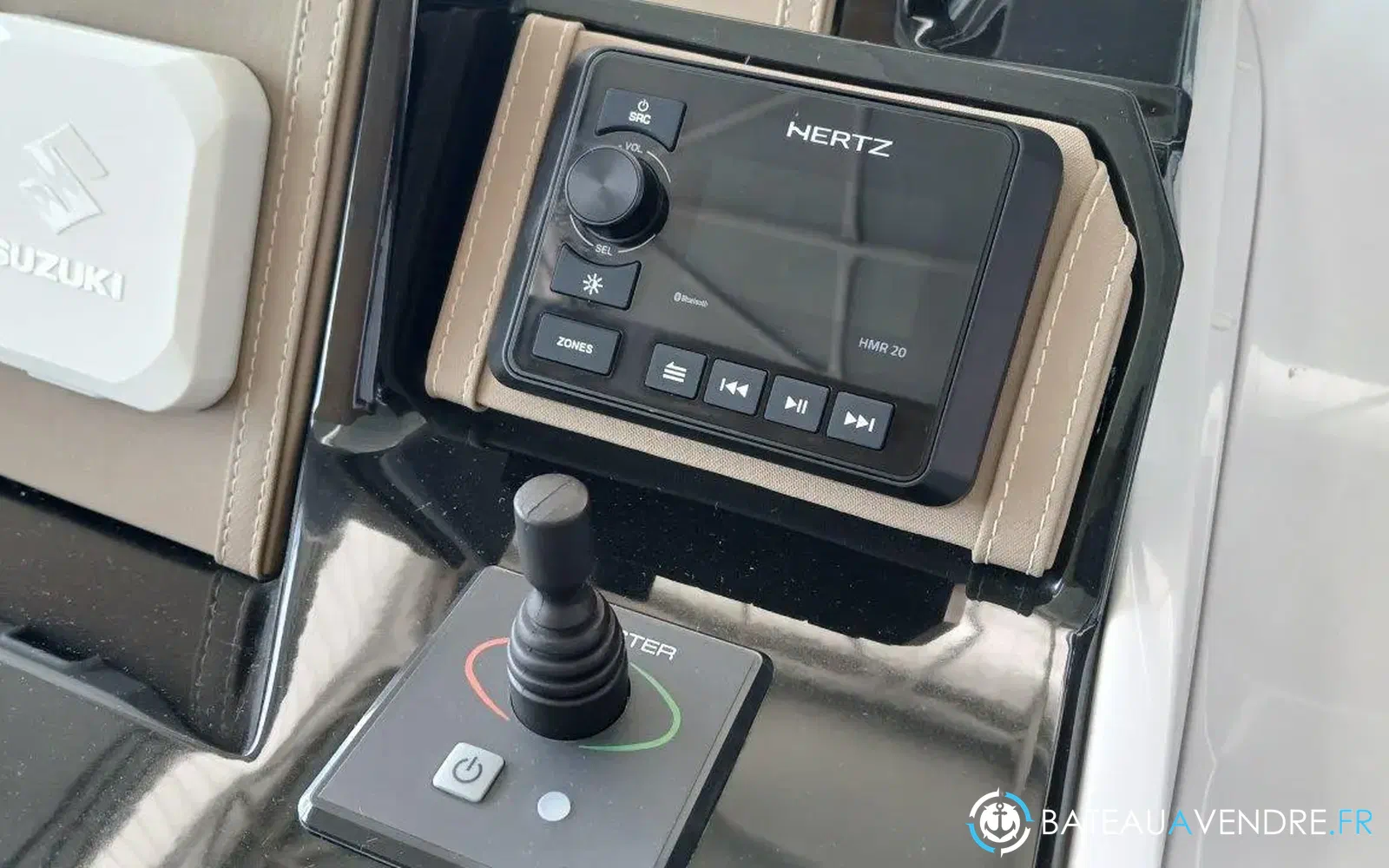 slider 15 Ranieri Next 330 Lx