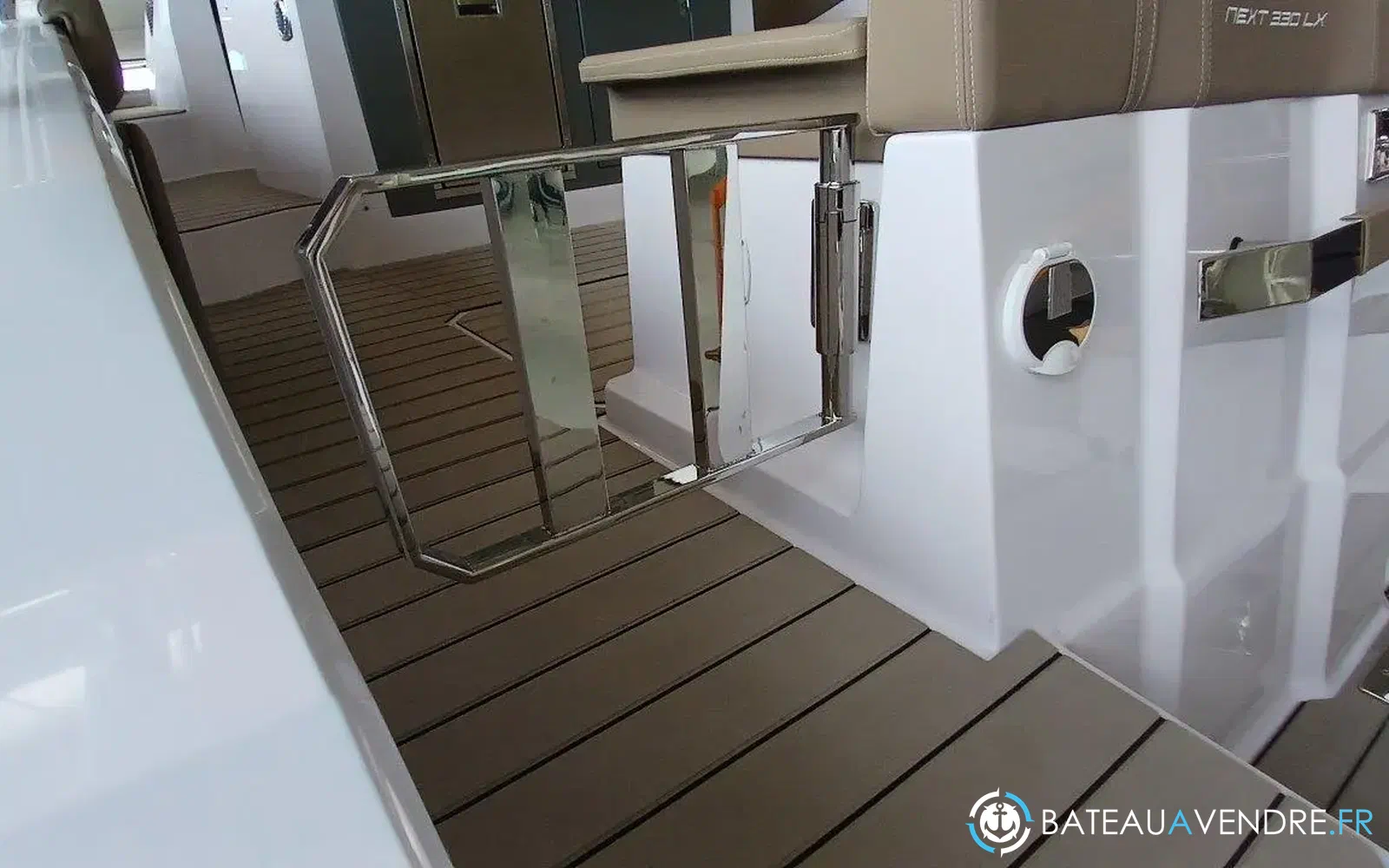 slider 35 Ranieri Next 330 Lx