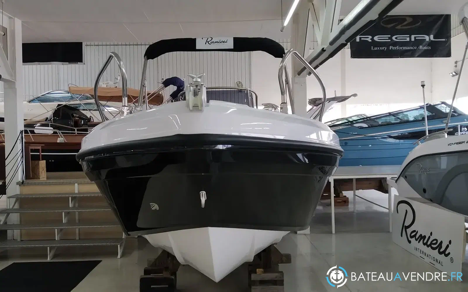 slider 1 Ranieri Voyager 19 S