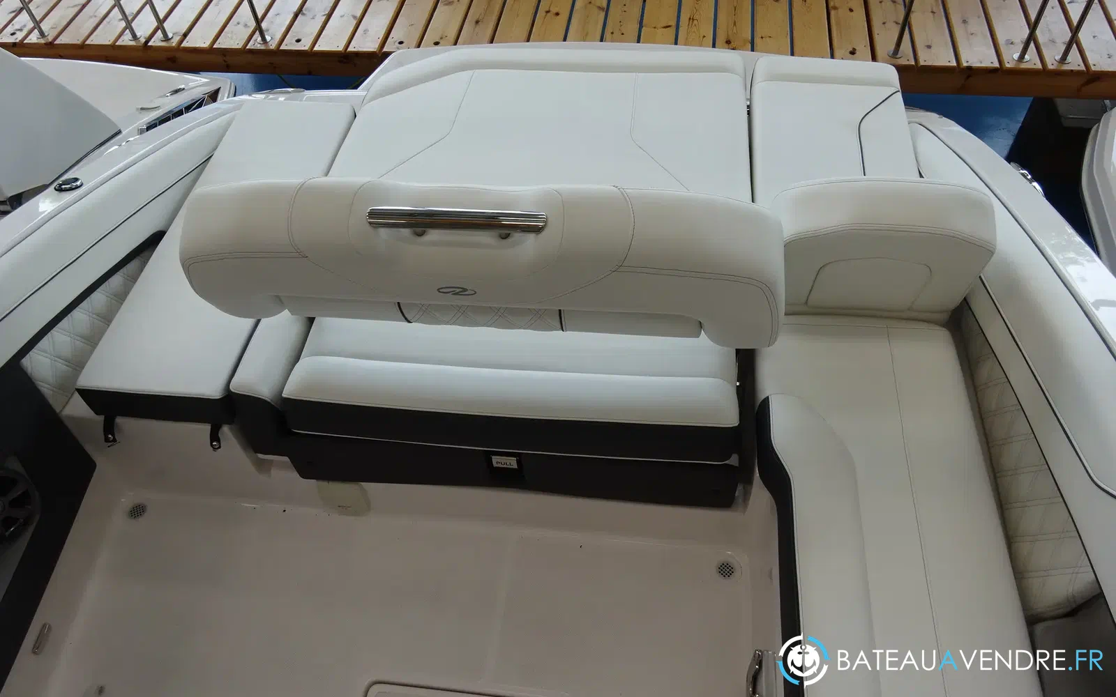 slider 23 Regal LS4C