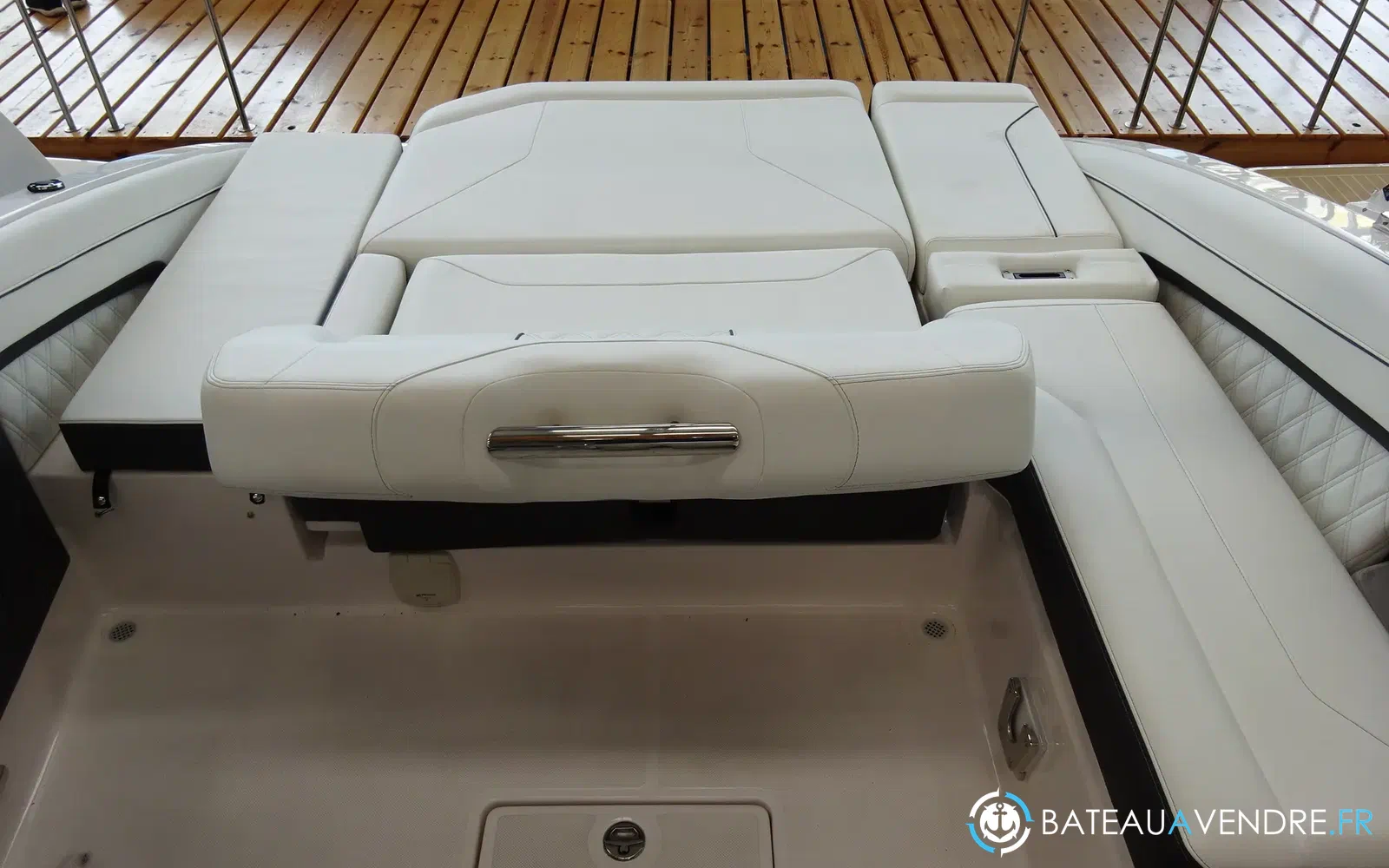 slider 24 Regal LS4C