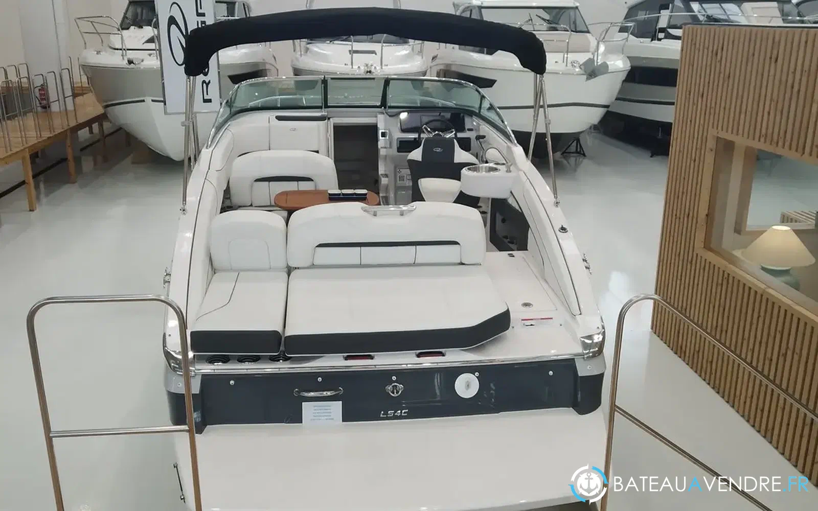 slider 2 Regal LS4C