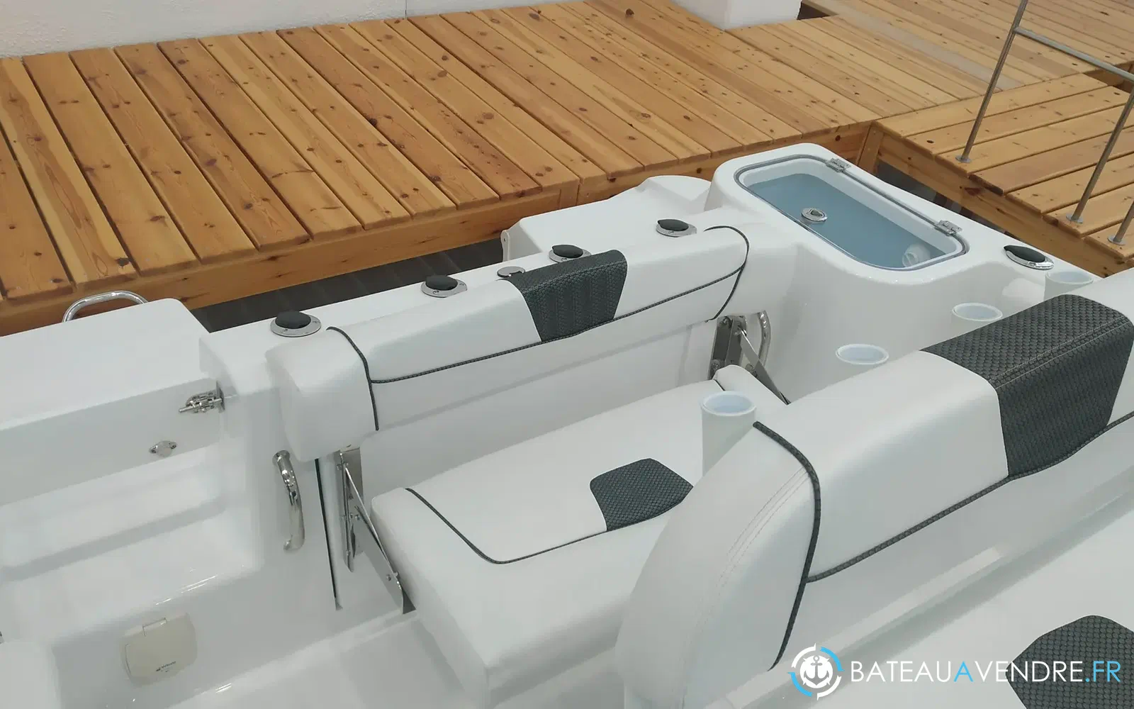 slider 3 Wellcraft Fisherman 222