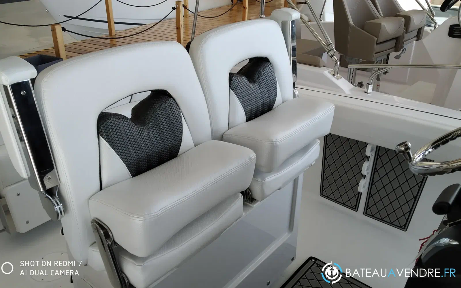 slider 18 Wellcraft Fisherman 242