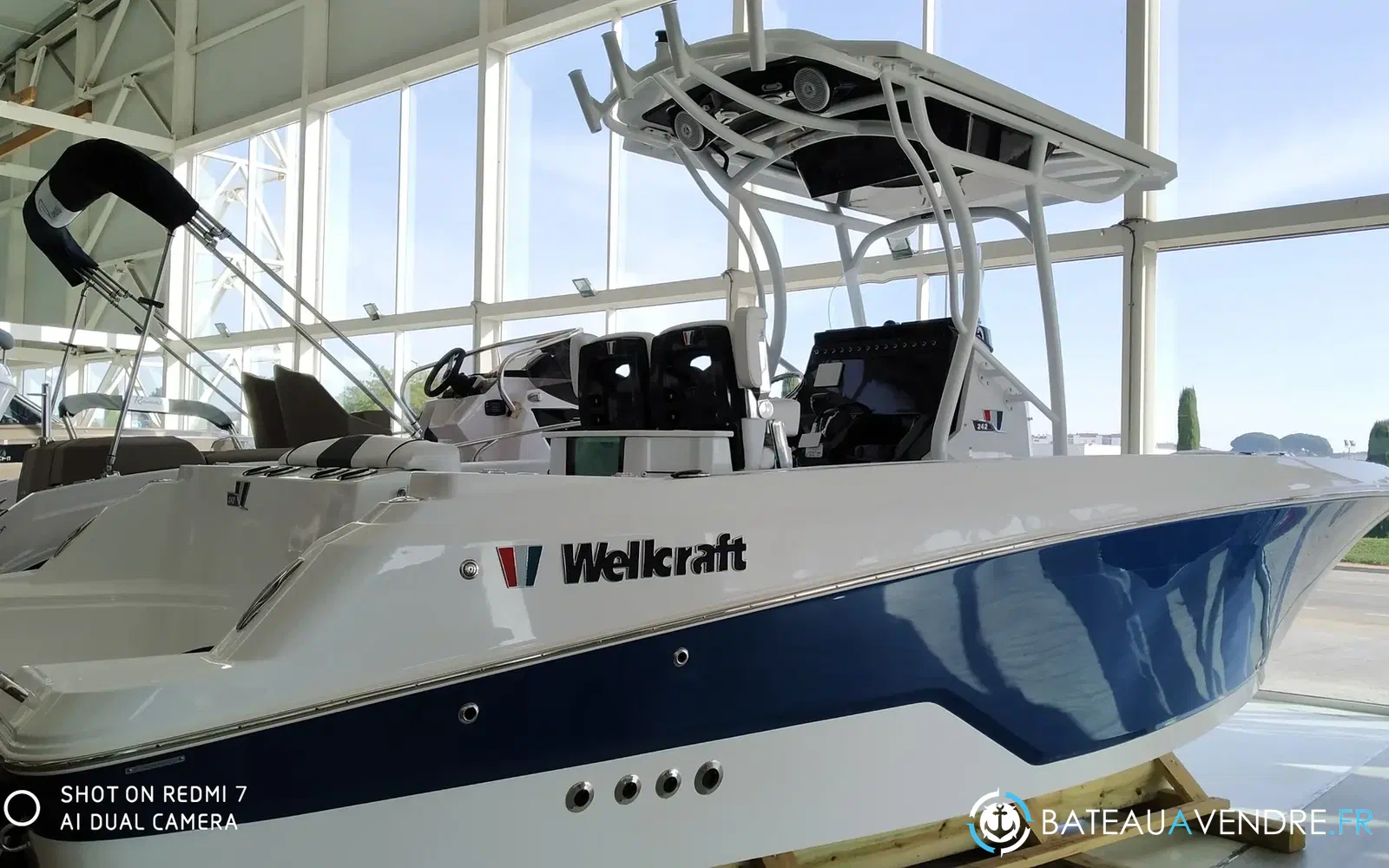 slider 1 Wellcraft Fisherman 242