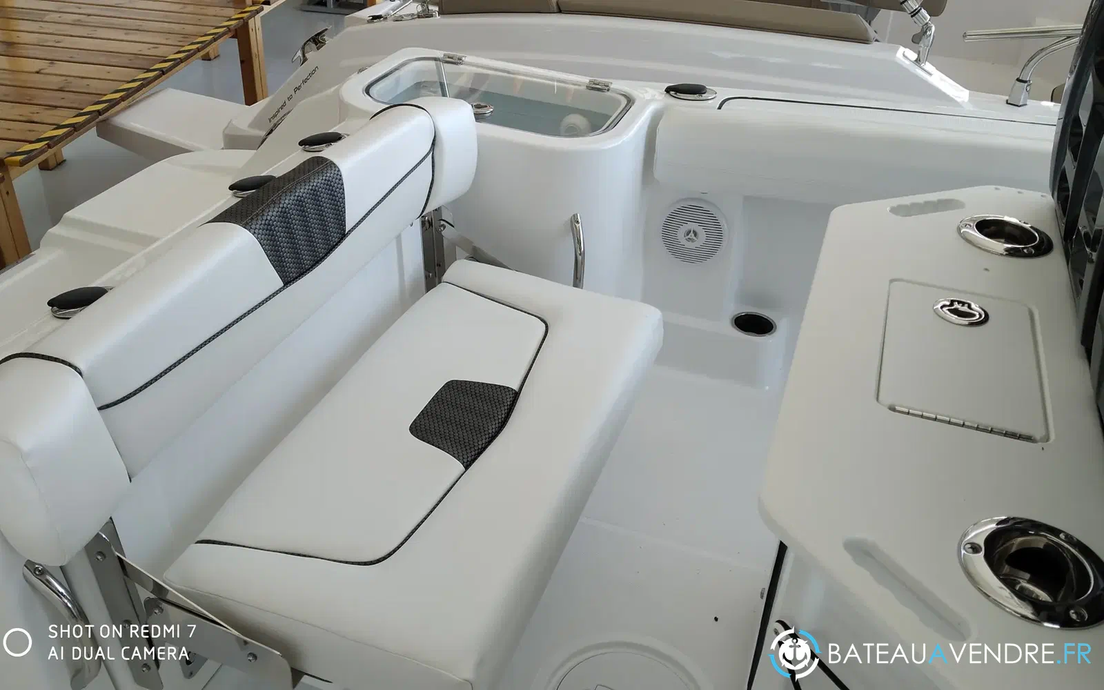 slider 27 Wellcraft Fisherman 242