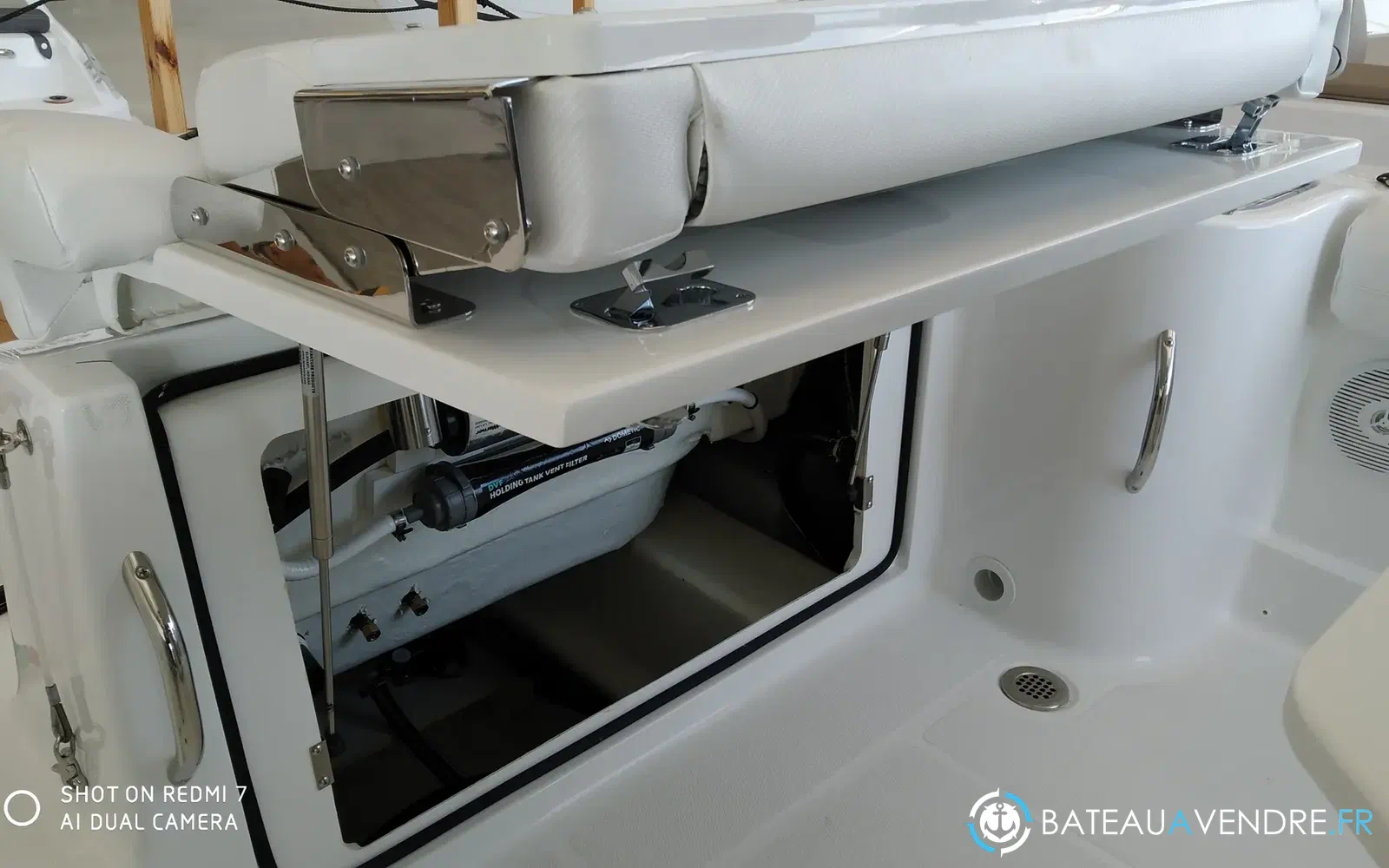 slider 28 Wellcraft Fisherman 242