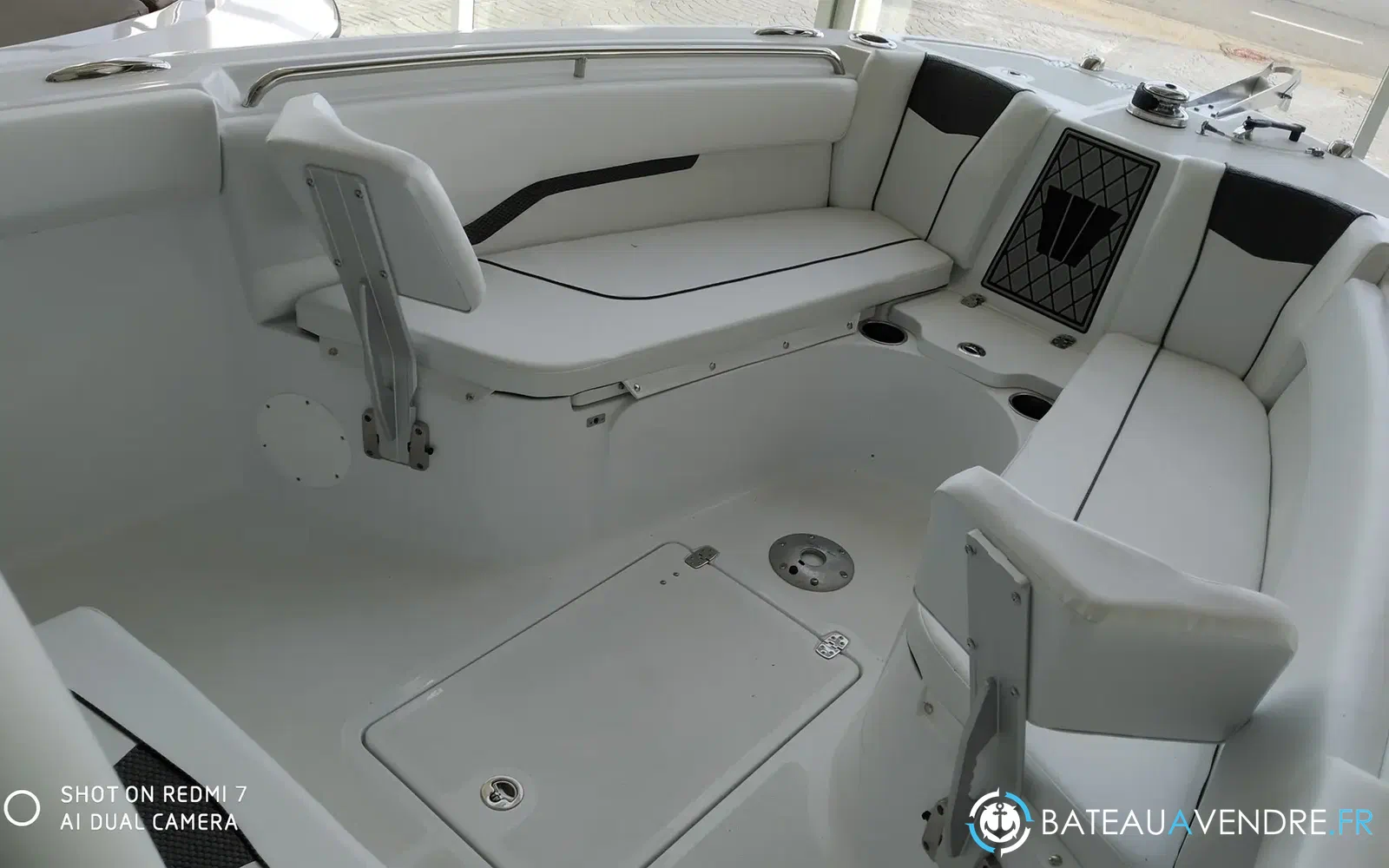 slider 3 Wellcraft Fisherman 242