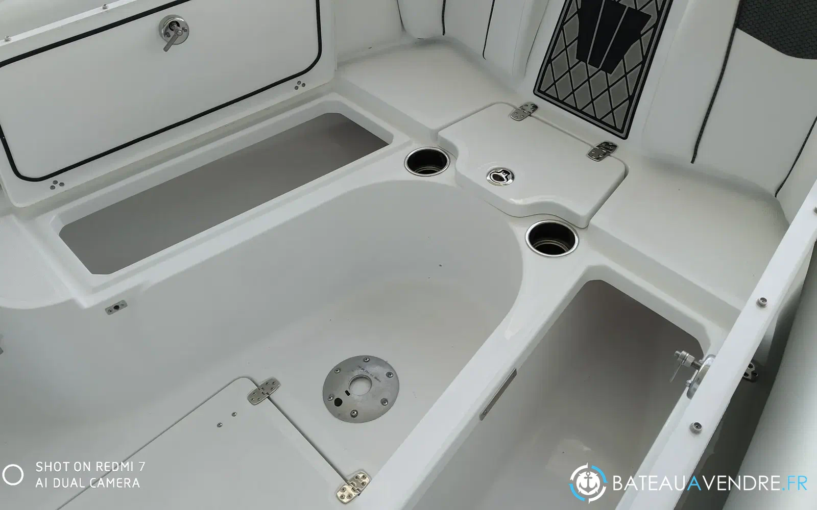 slider 5 Wellcraft Fisherman 242