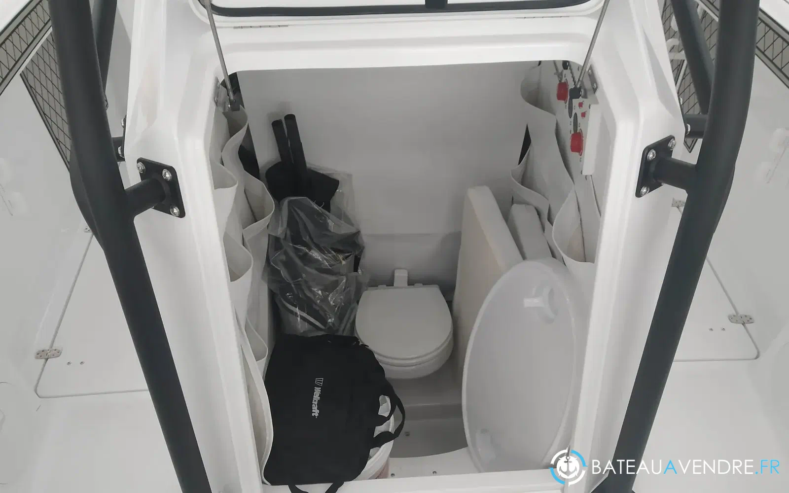 slider 10 Wellcraft Fisherman 262