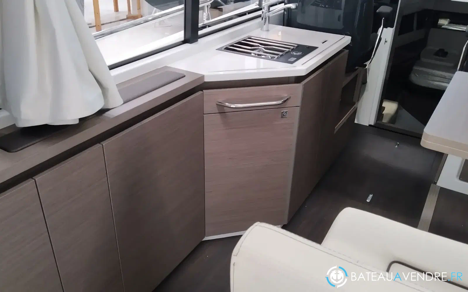 slider 9 Wellcraft 355