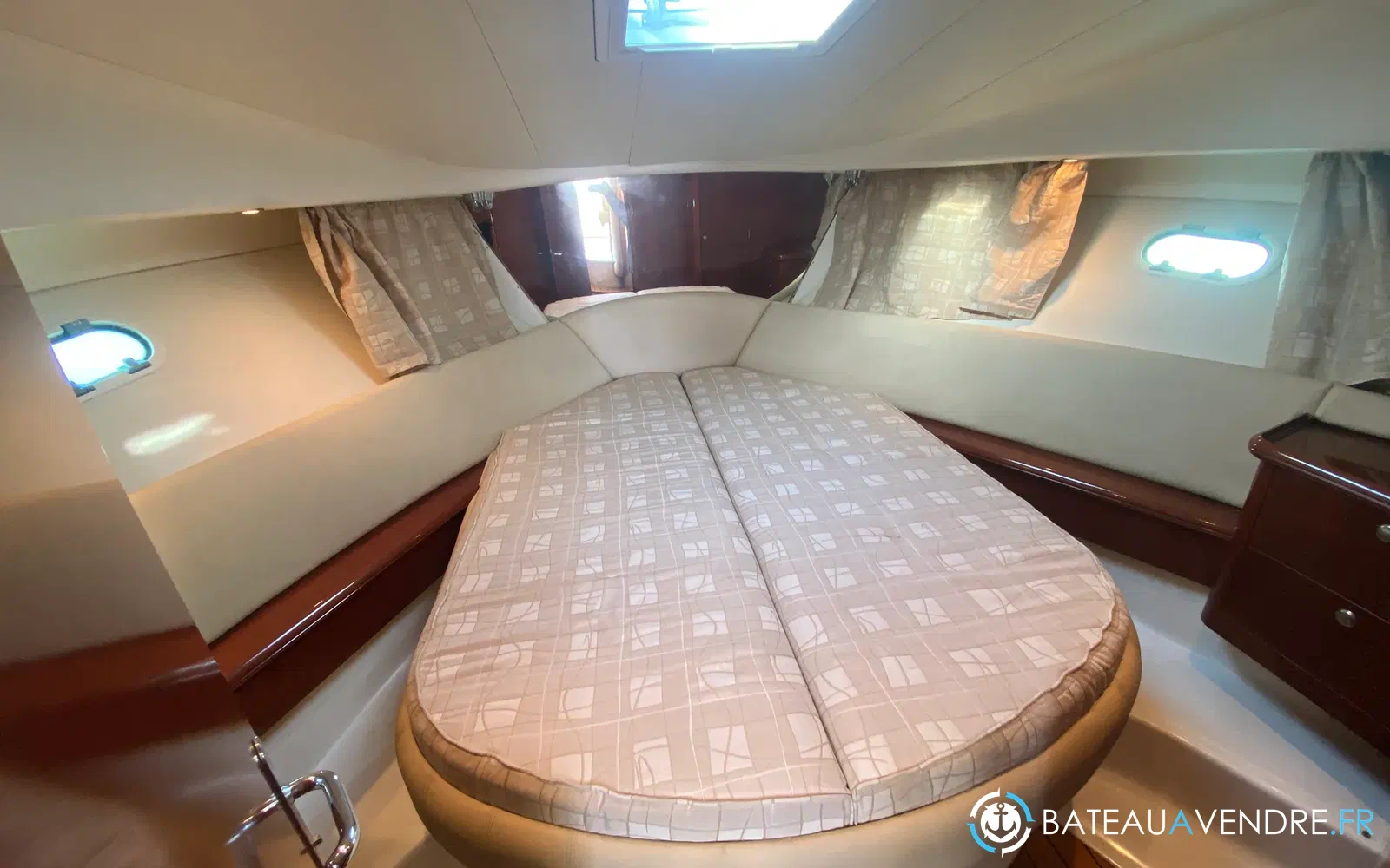 slider 20 Jeanneau Prestige 36 Fly