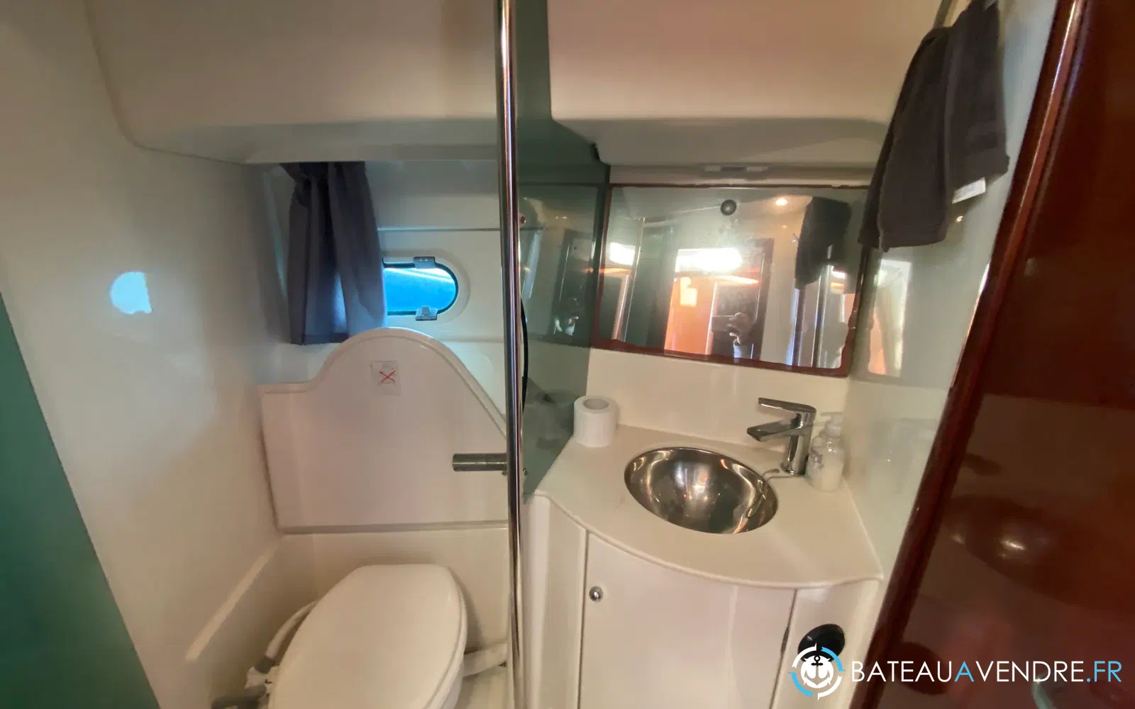slider 21 Jeanneau Prestige 36 Fly
