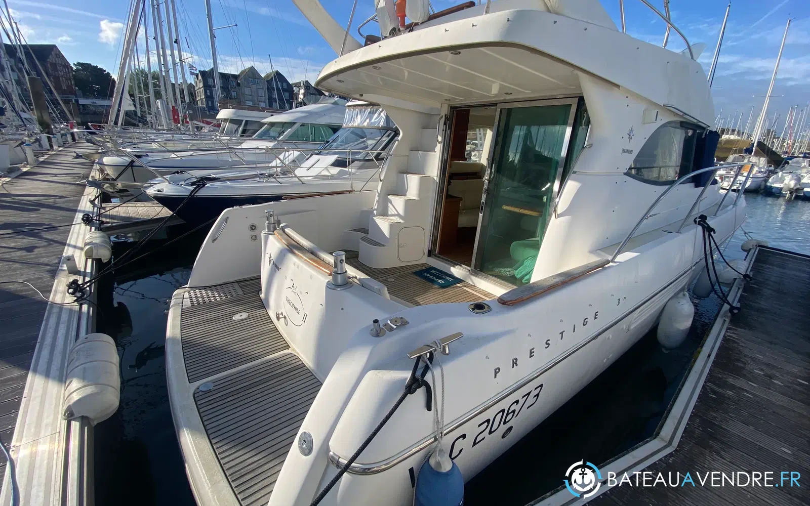 slider 1 Jeanneau Prestige 36 Fly