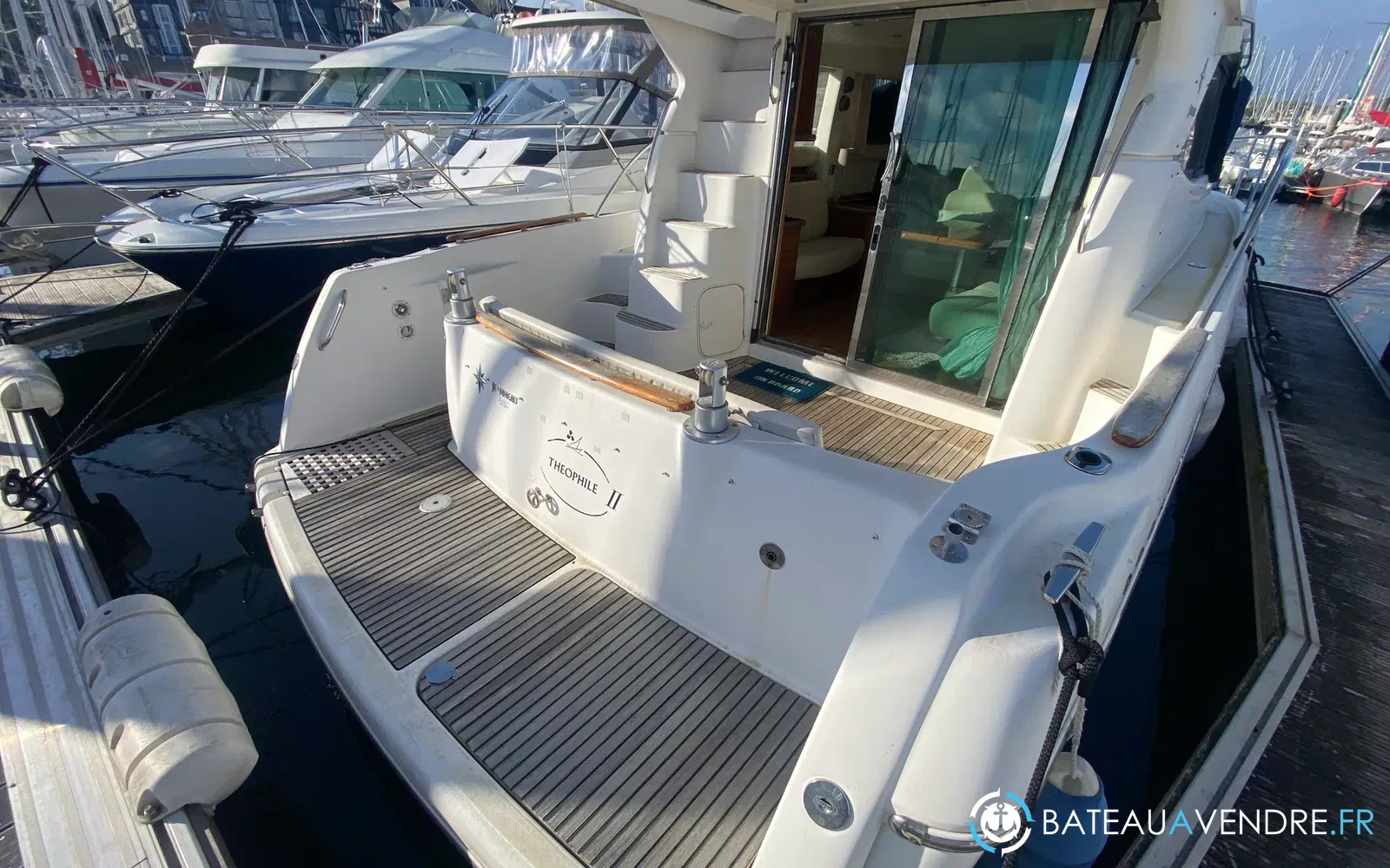 slider 5 Jeanneau Prestige 36 Fly